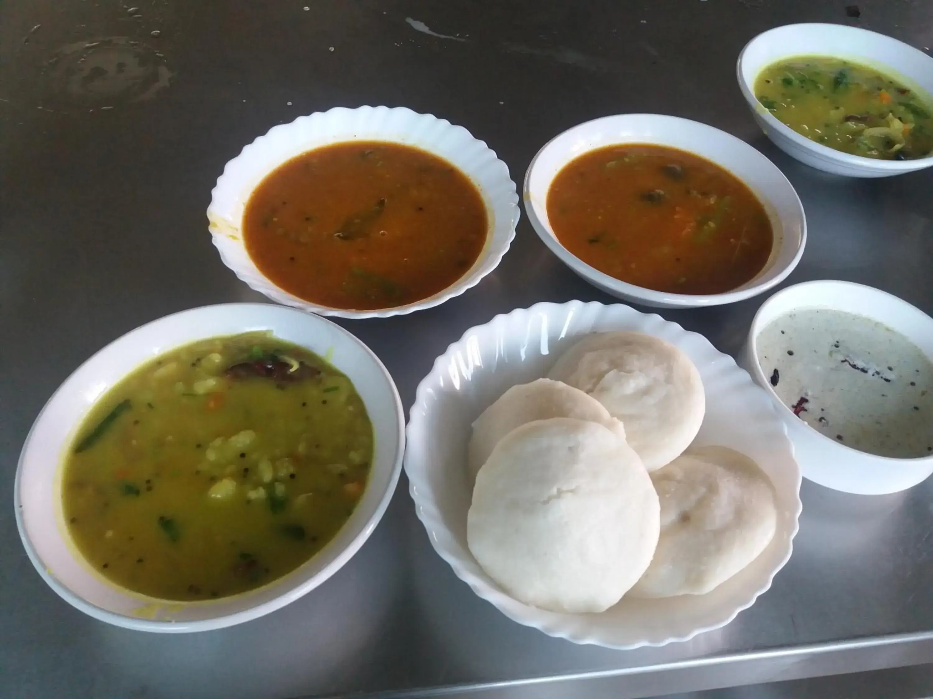 Breakfast in Monsoon Grande Breakfast in Monsoon Grande