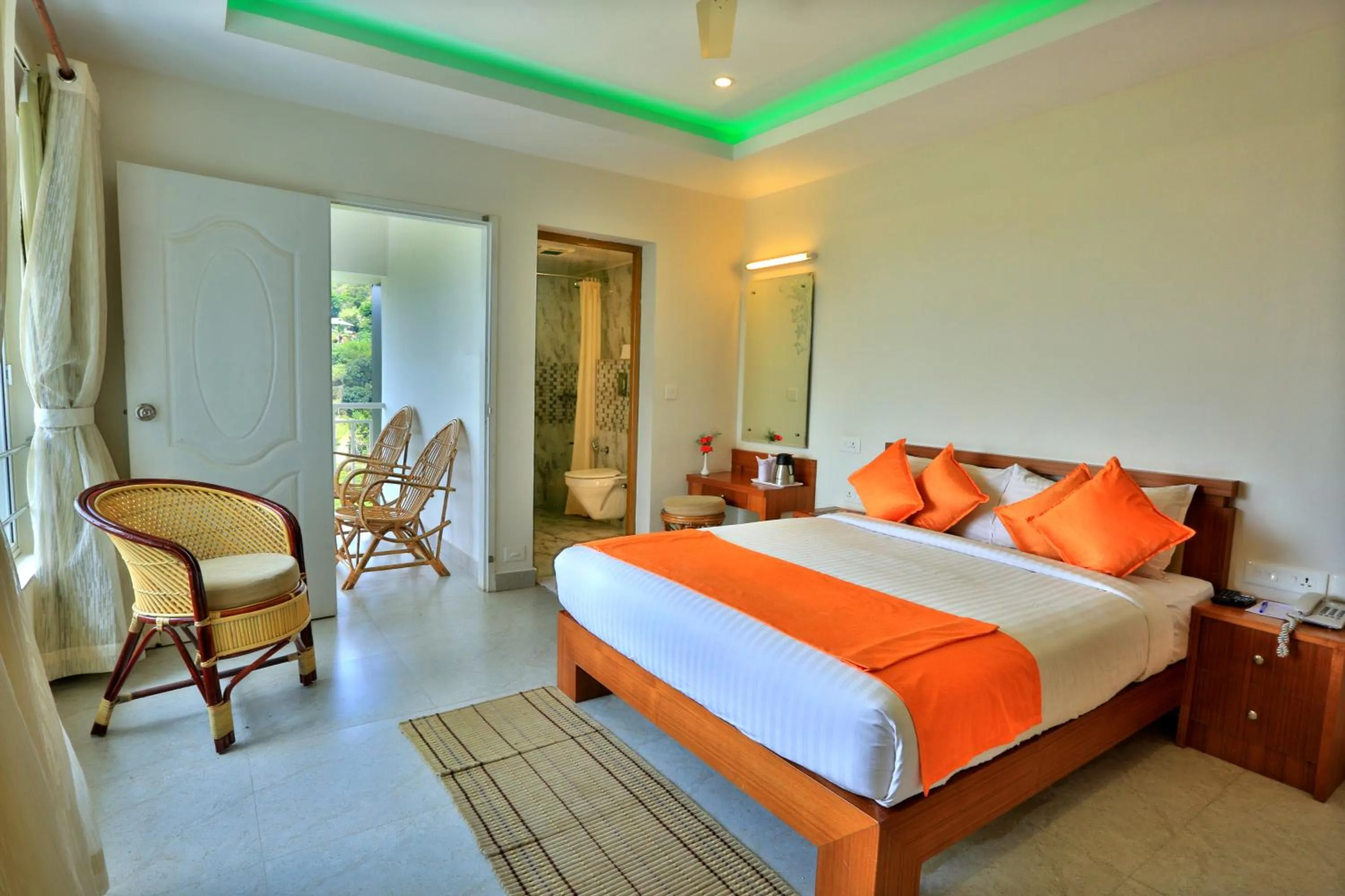Photo of the whole room, Bed in Monsoon Grande