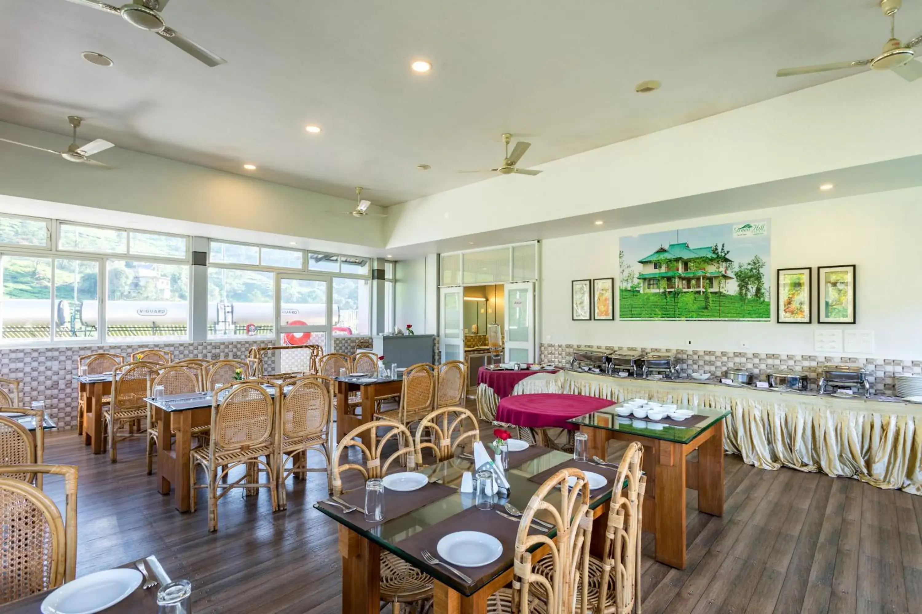 Restaurant/places to eat in Monsoon Grande Restaurant/places to eat in Monsoon Grande