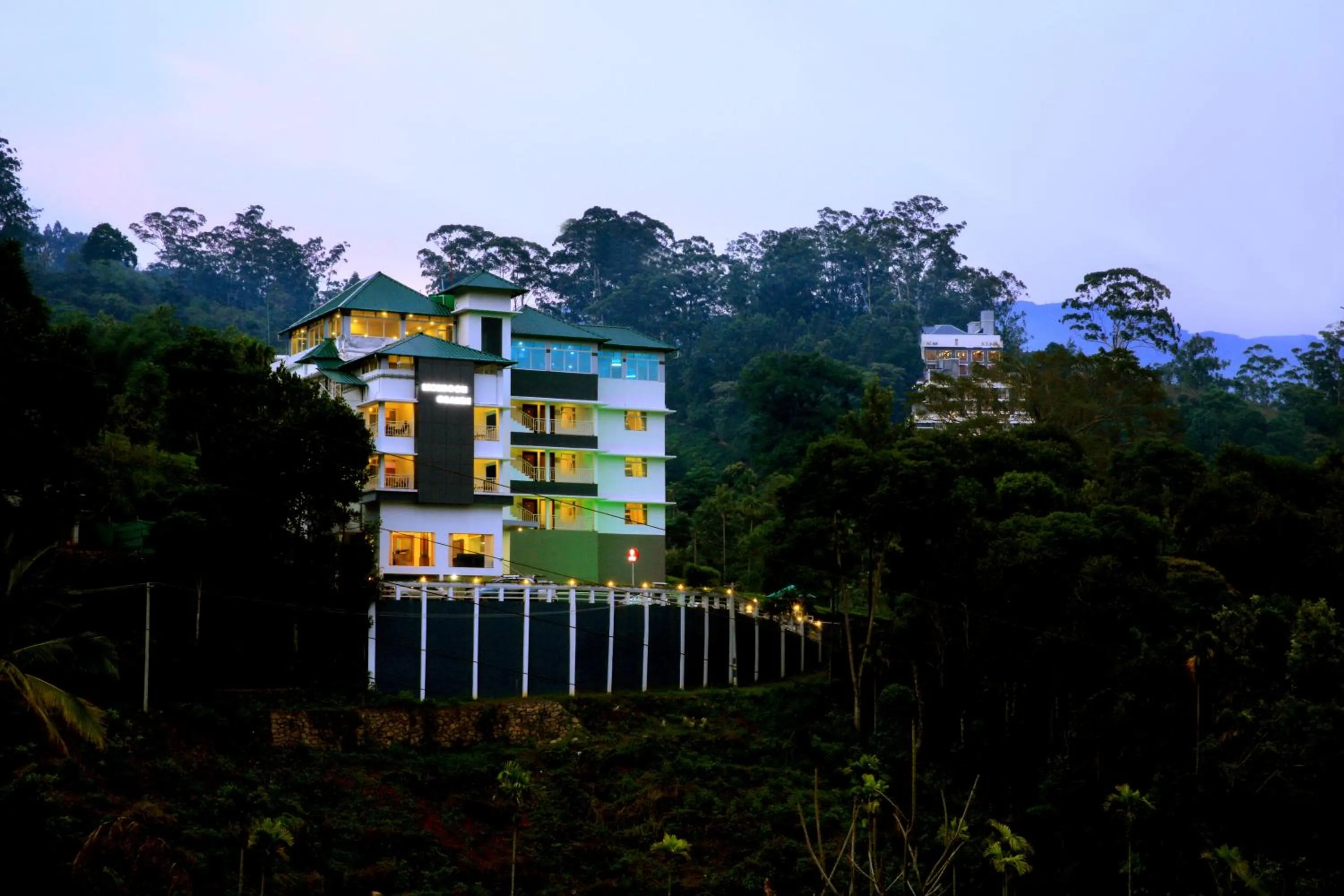 Property building in Monsoon Grande