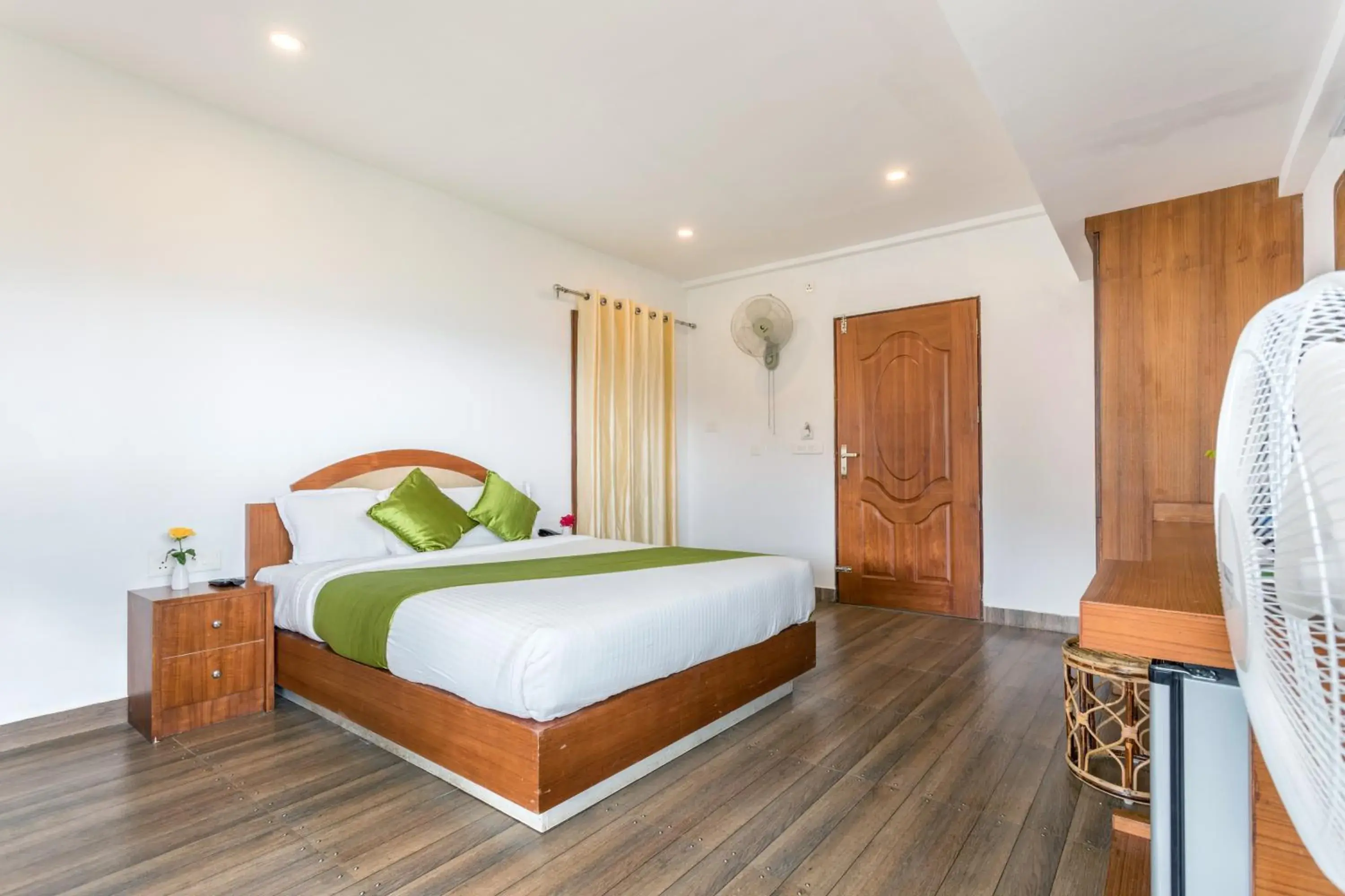 Bedroom, Bed in Monsoon Grande Bedroom, Bed in Monsoon Grande