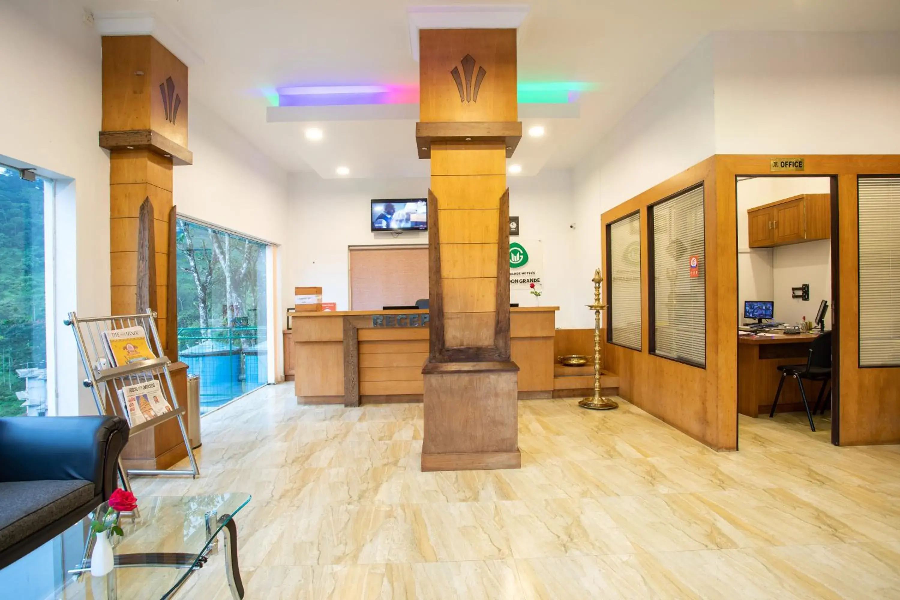 Lobby or reception in Monsoon Grande Lobby or reception in Monsoon Grande