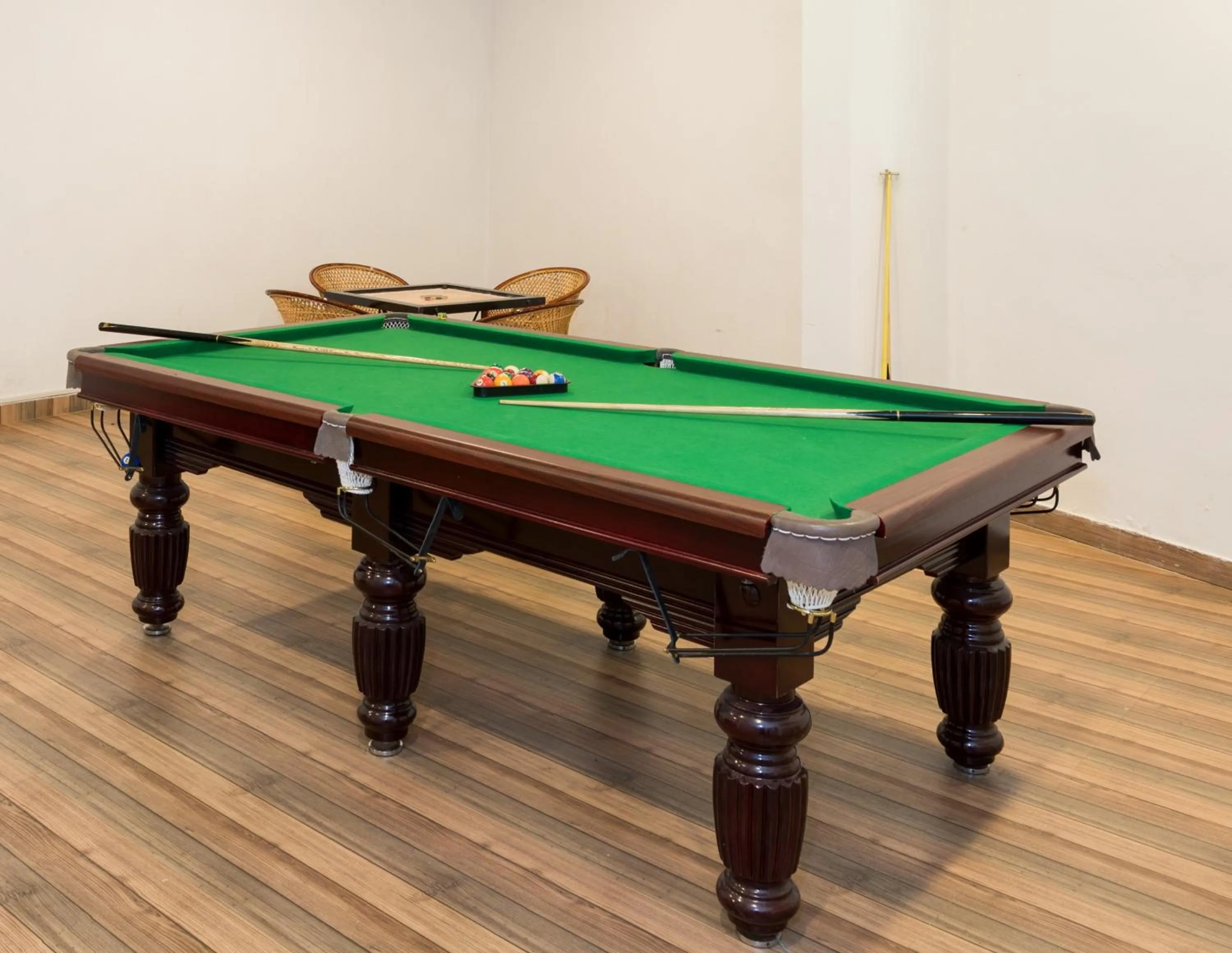 Billiard in Monsoon Grande