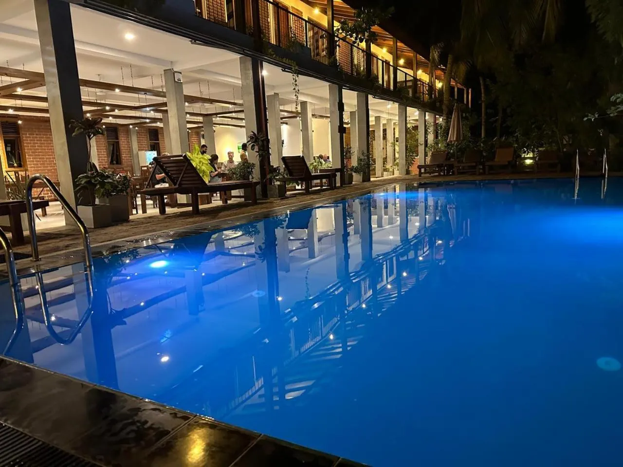 Night in Hotel Heladiv