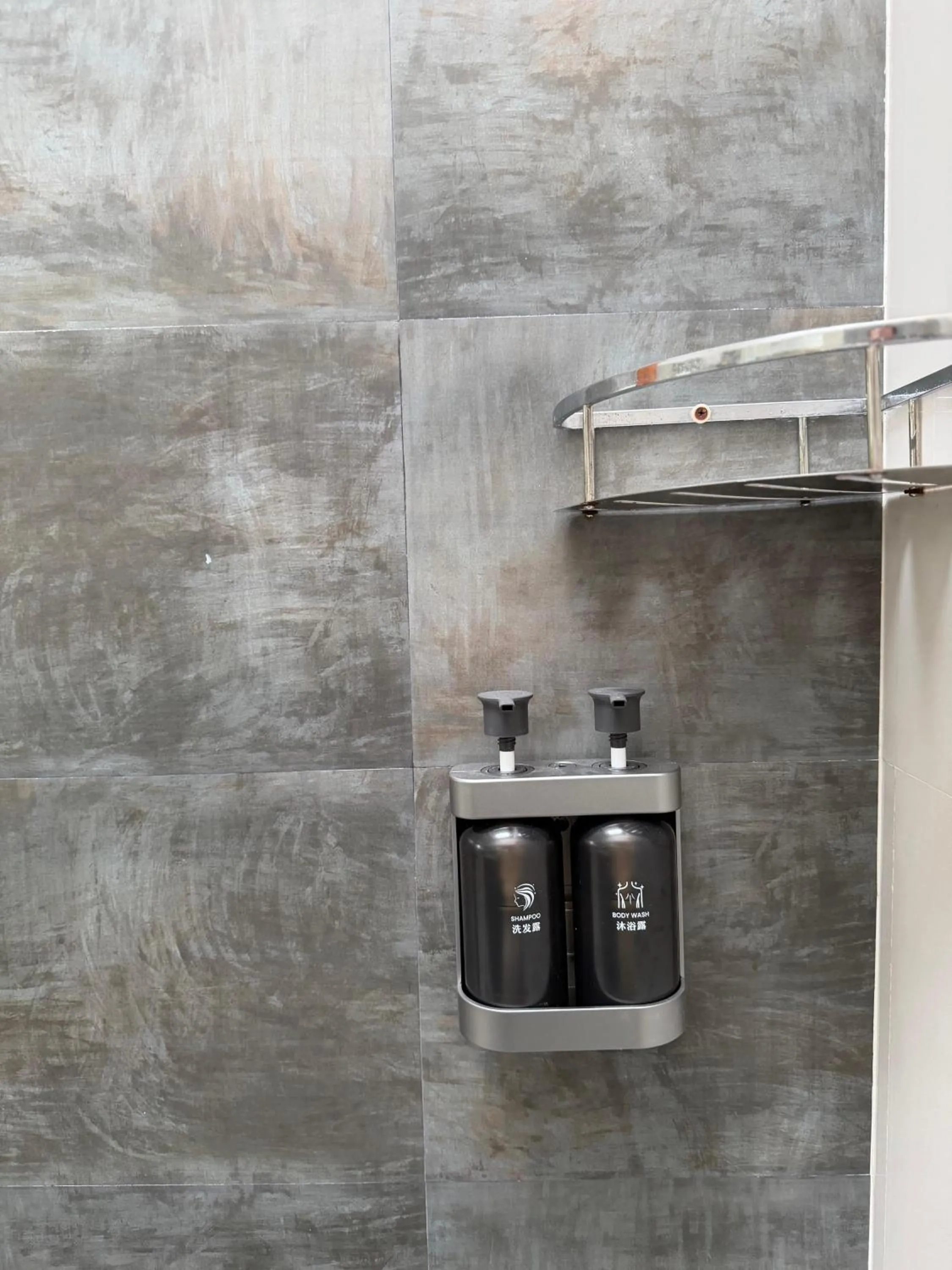 Bathroom in Hotel Heladiv