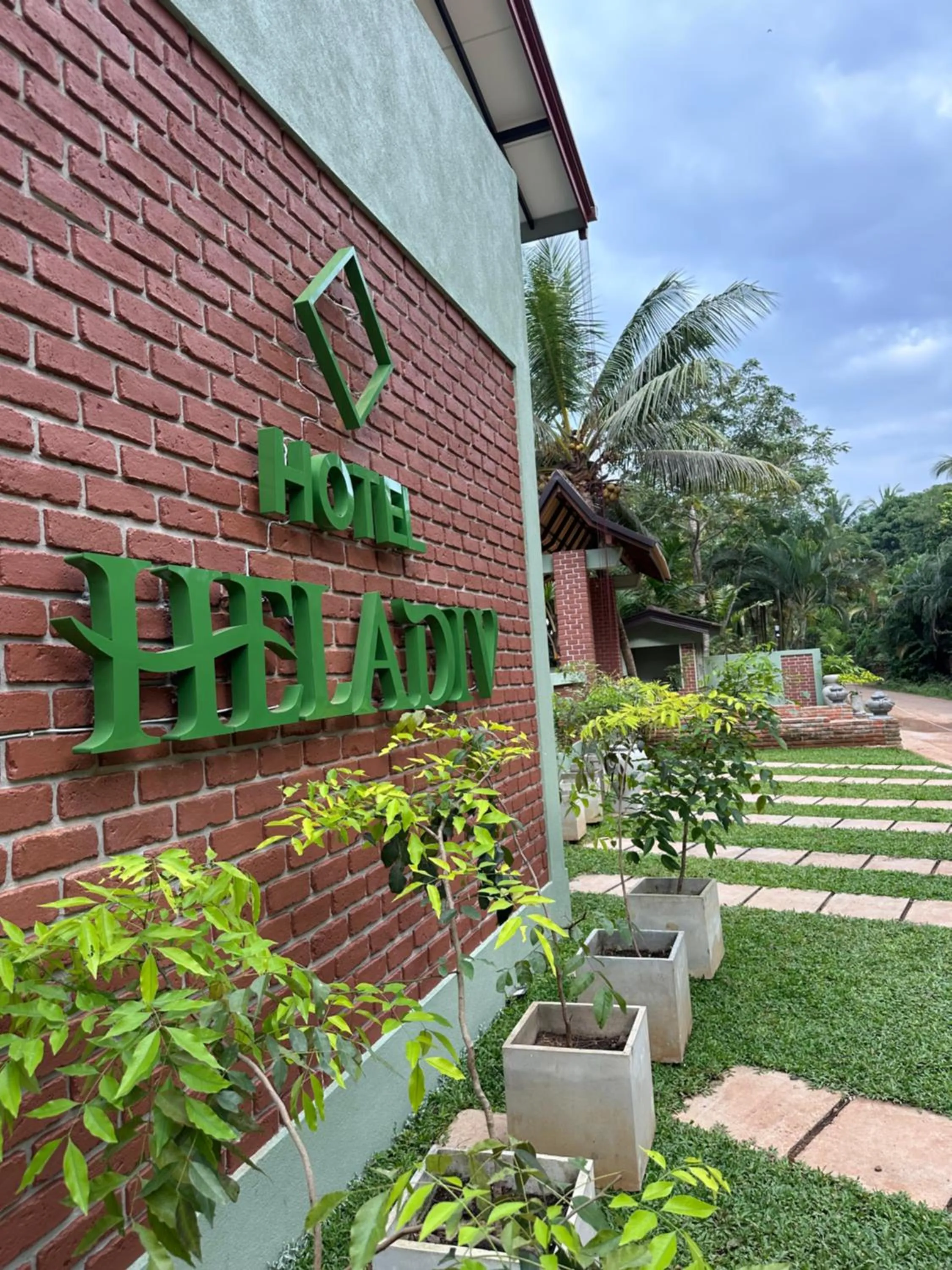 Property building in Hotel Heladiv