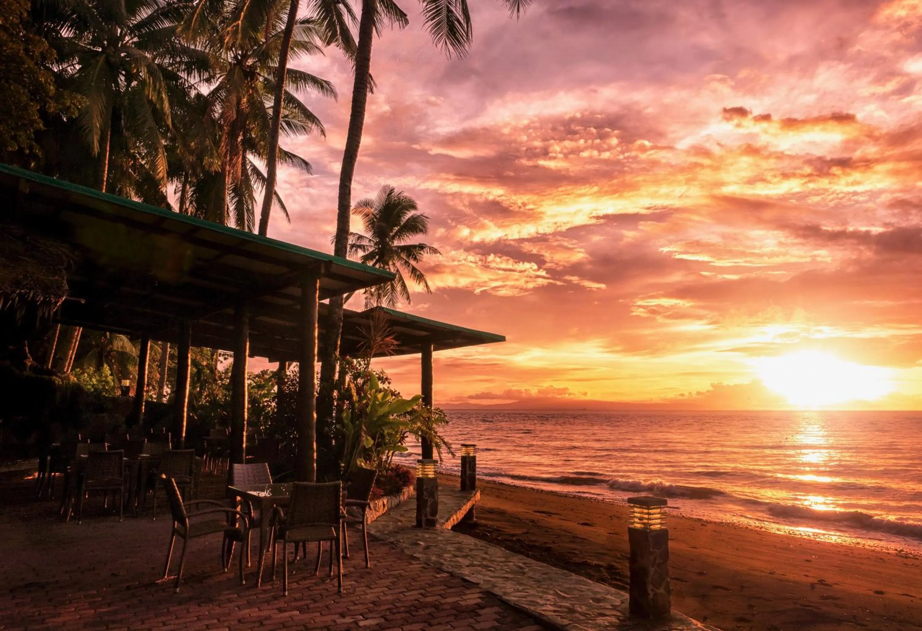 Restaurant/places to eat in Atlantis Dive Resort Dumaguete