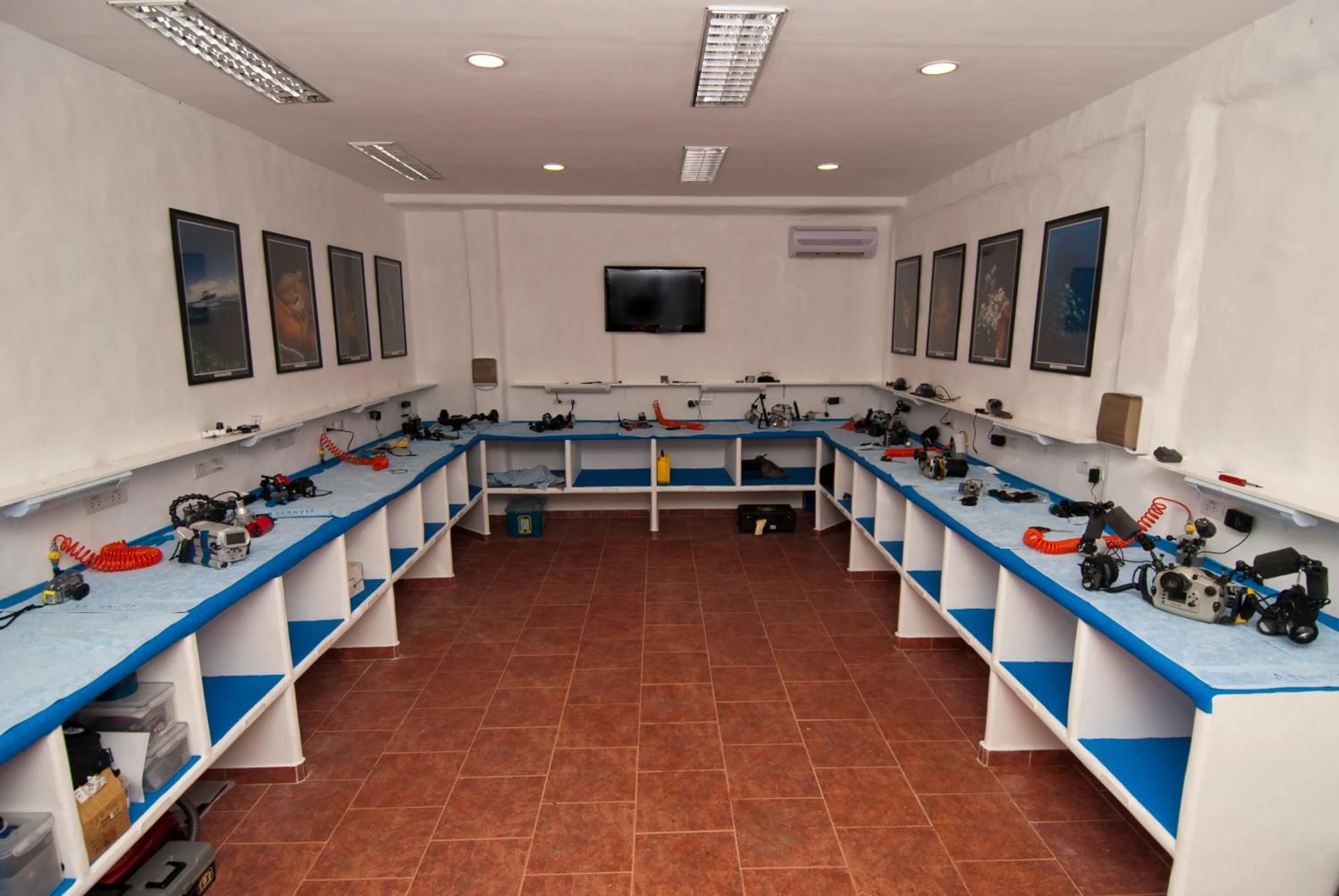 Decorative detail in Atlantis Dive Resort Dumaguete