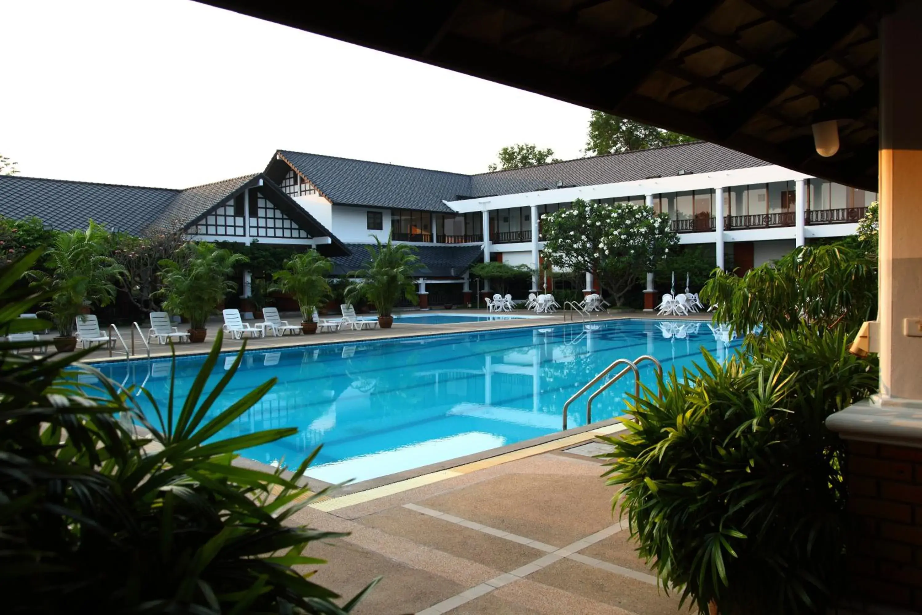 Swimming pool in Korat Resort Hotel Swimming pool in Korat Resort Hotel