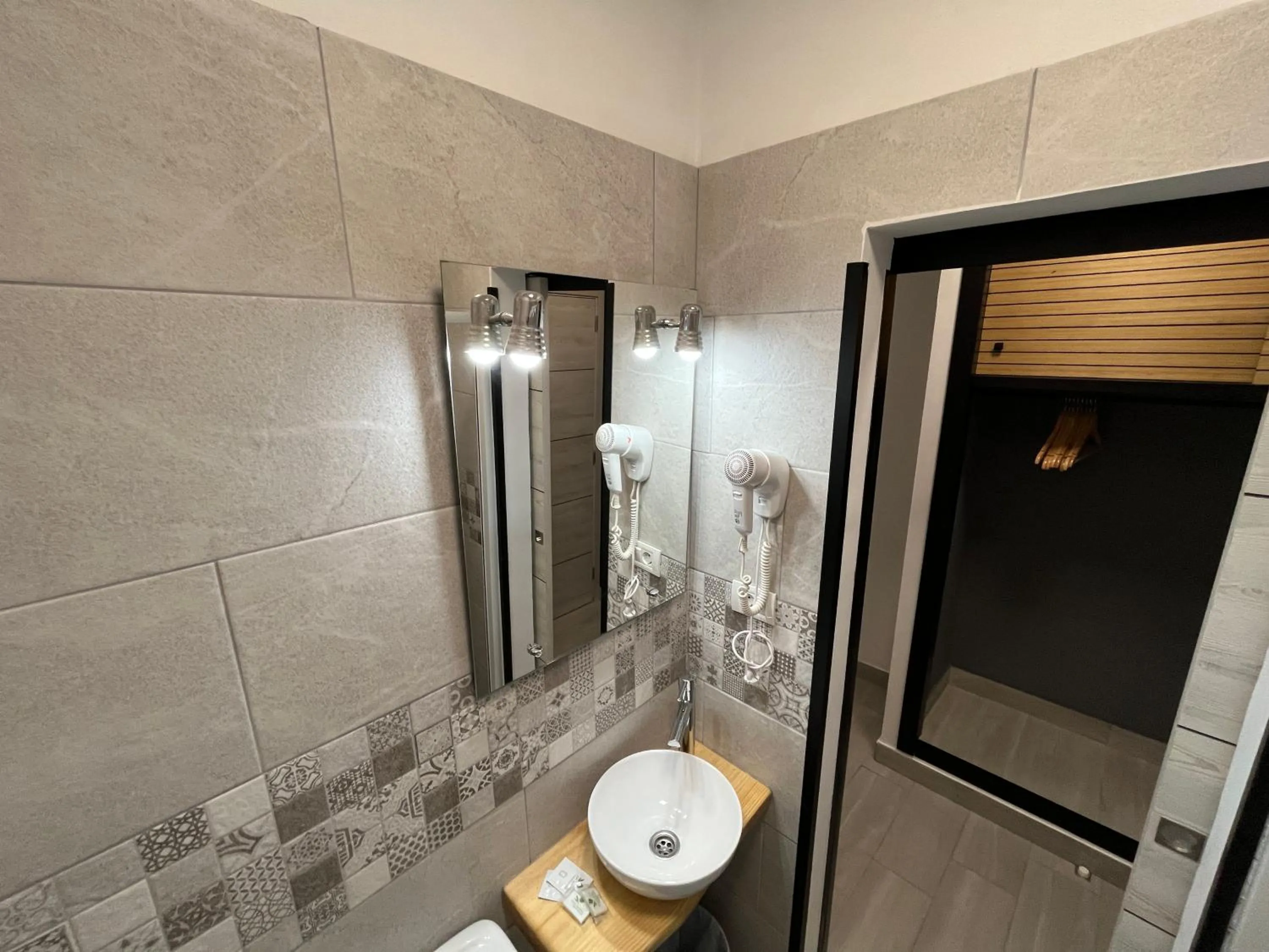 Bathroom in Pensión Cassandra