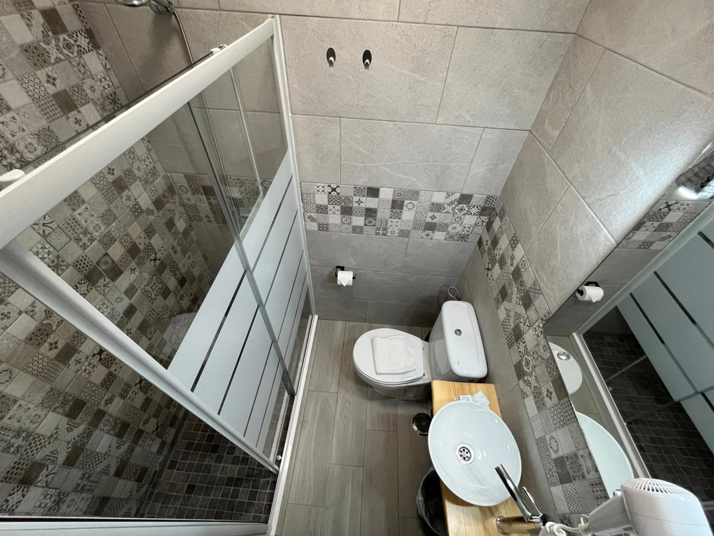 Bathroom in Pensión Cassandra