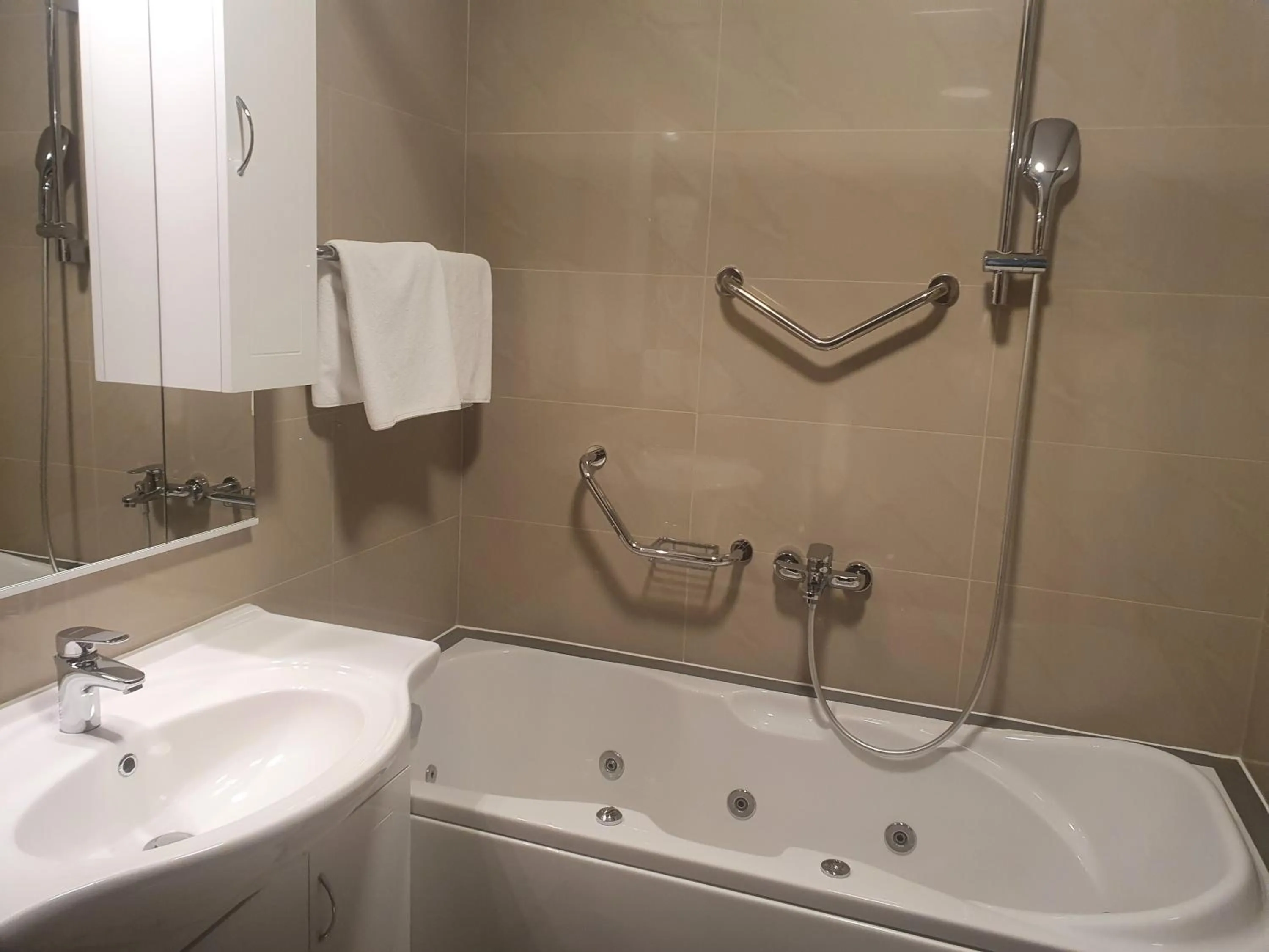 Bathroom in Hotel Europa