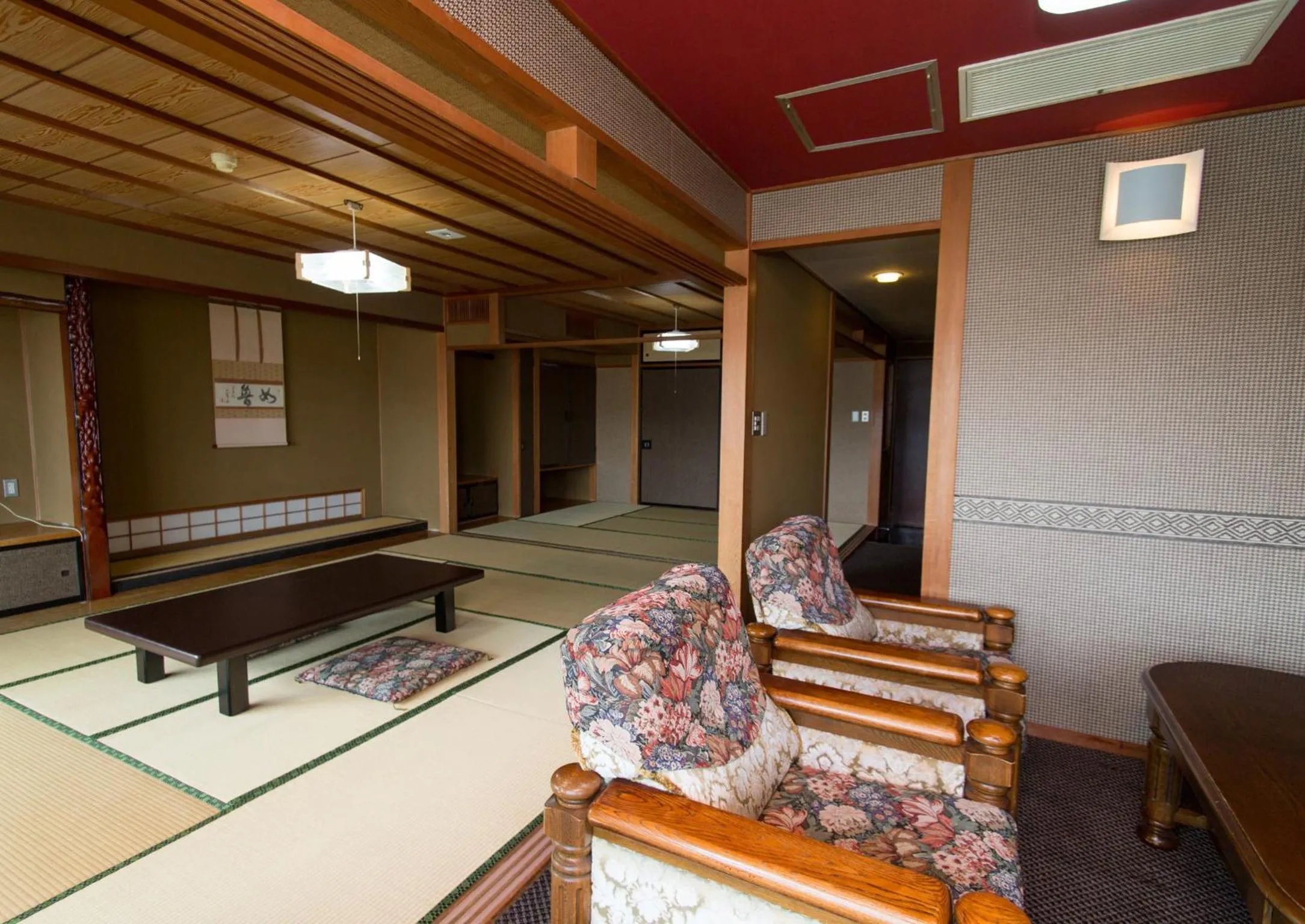Photo of the whole room in Izuito Onsen Daitokan