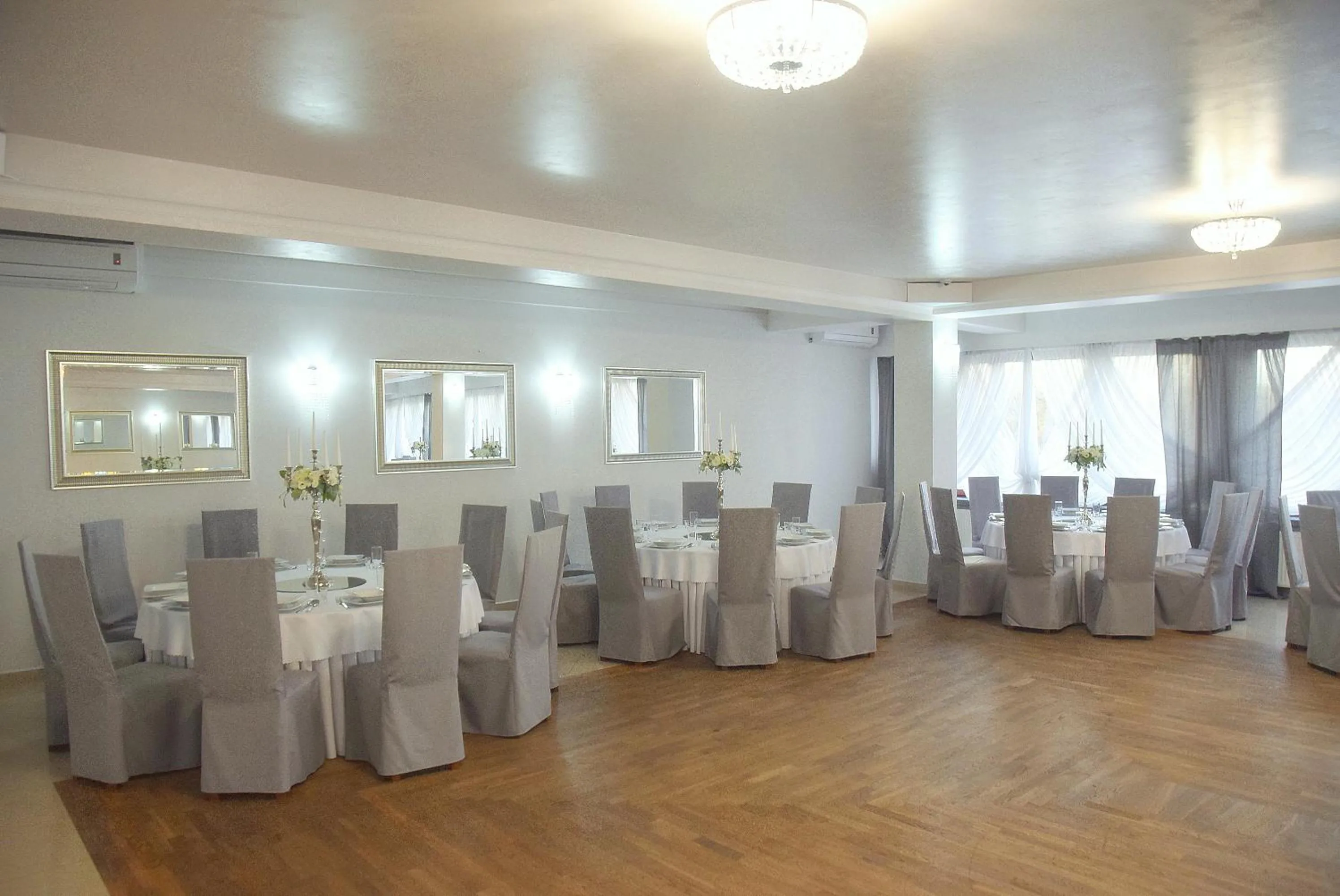 Restaurant/places to eat in Zajazd Kwadrat