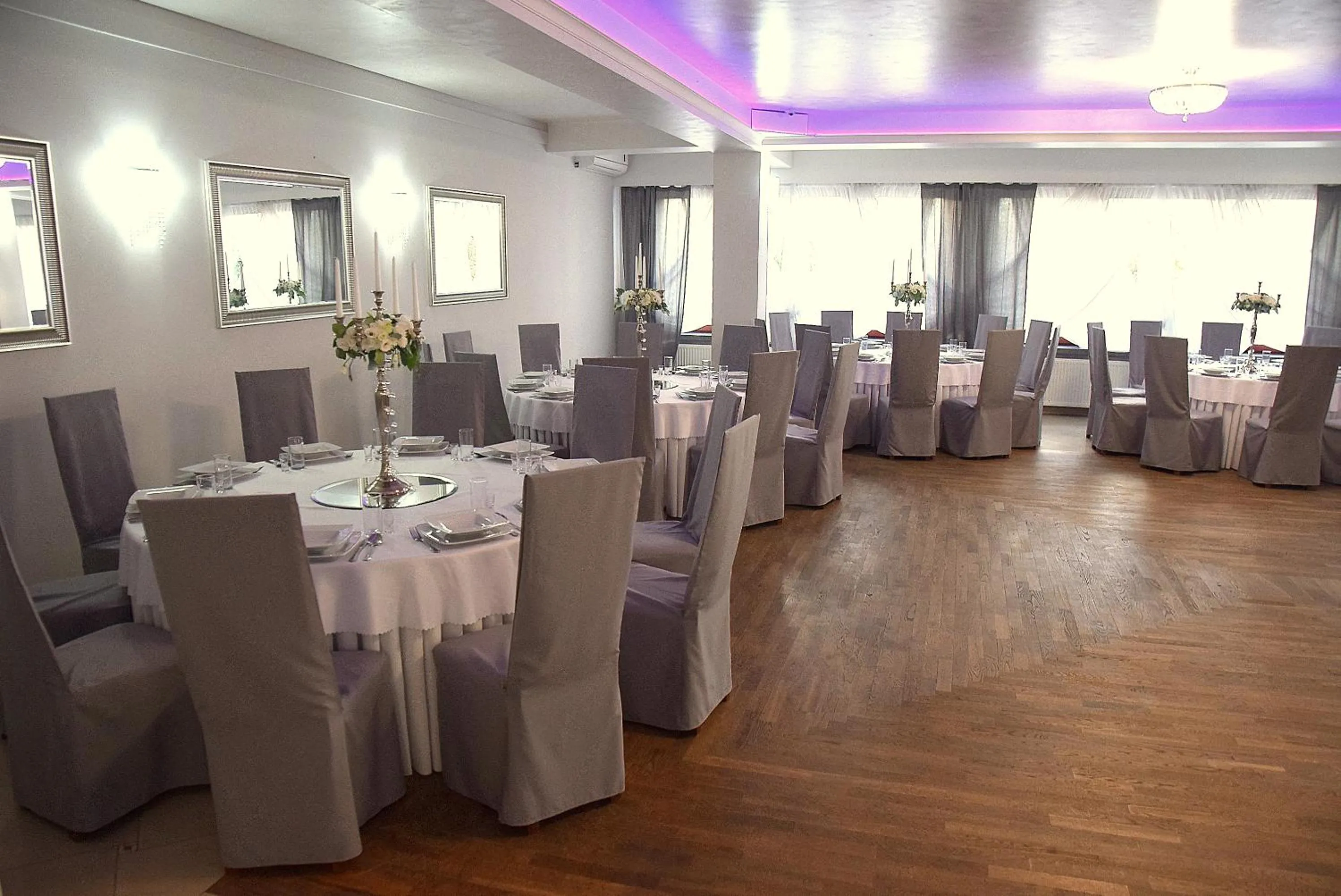 Restaurant/places to eat in Zajazd Kwadrat