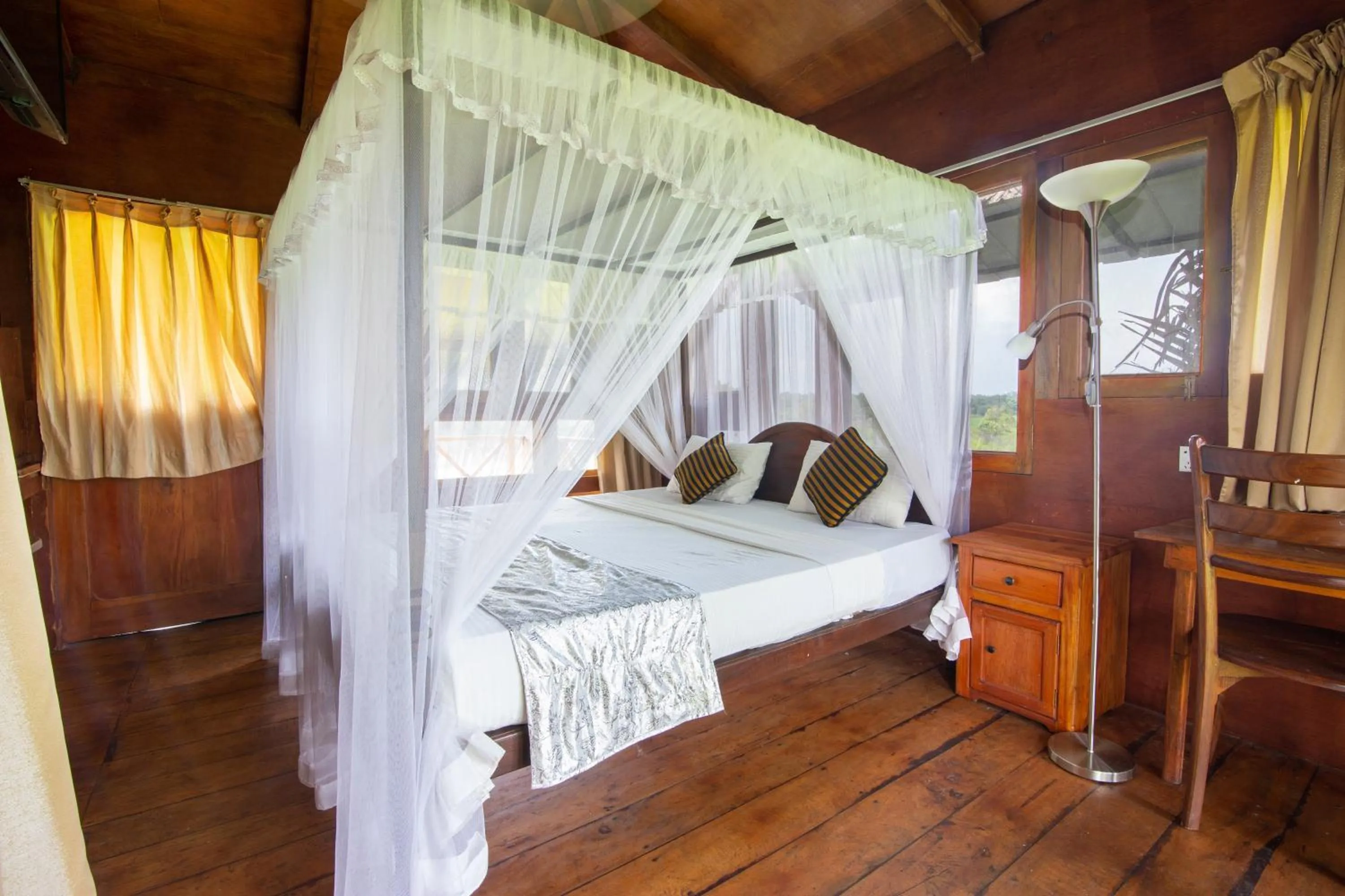 Bedroom, Bed in The Hideout Sigiriya