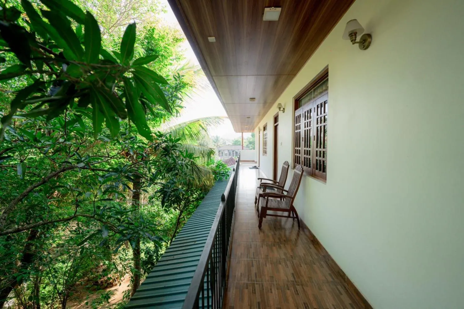 Suwani Pinnawala Homestay