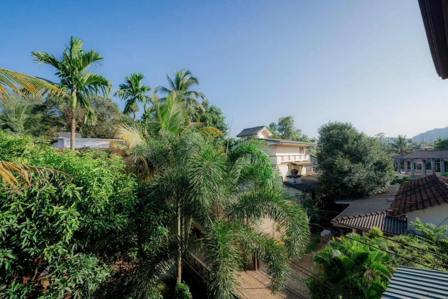 Suwani Pinnawala Homestay