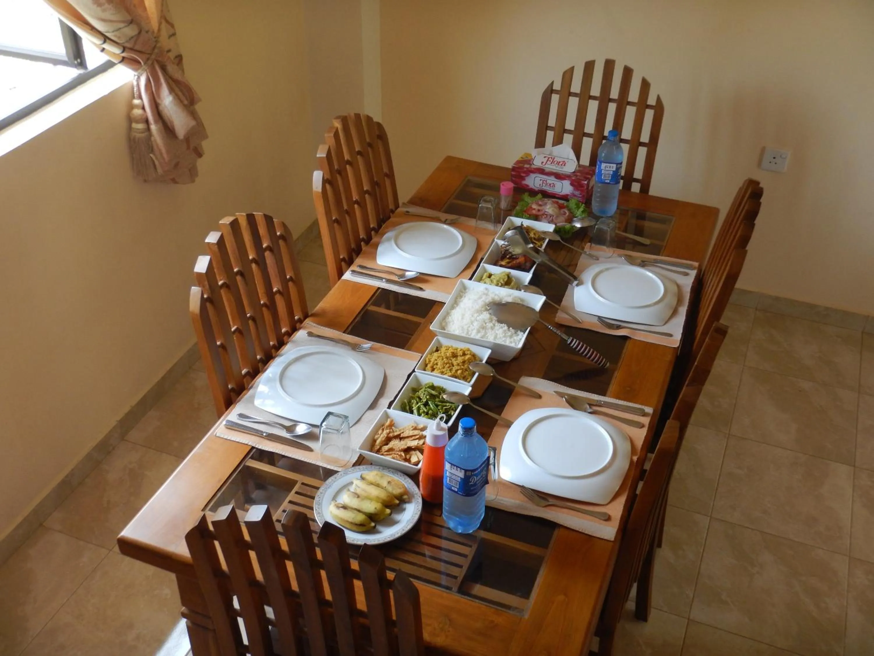 Breakfast in Suwani Pinnawala Homestay