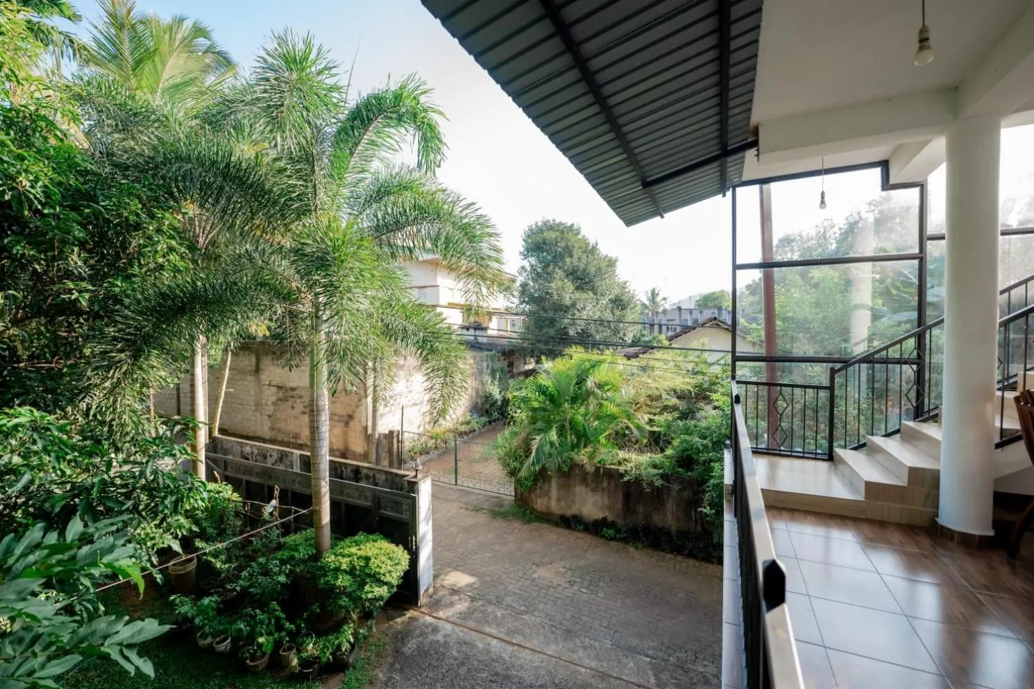 Suwani Pinnawala Homestay