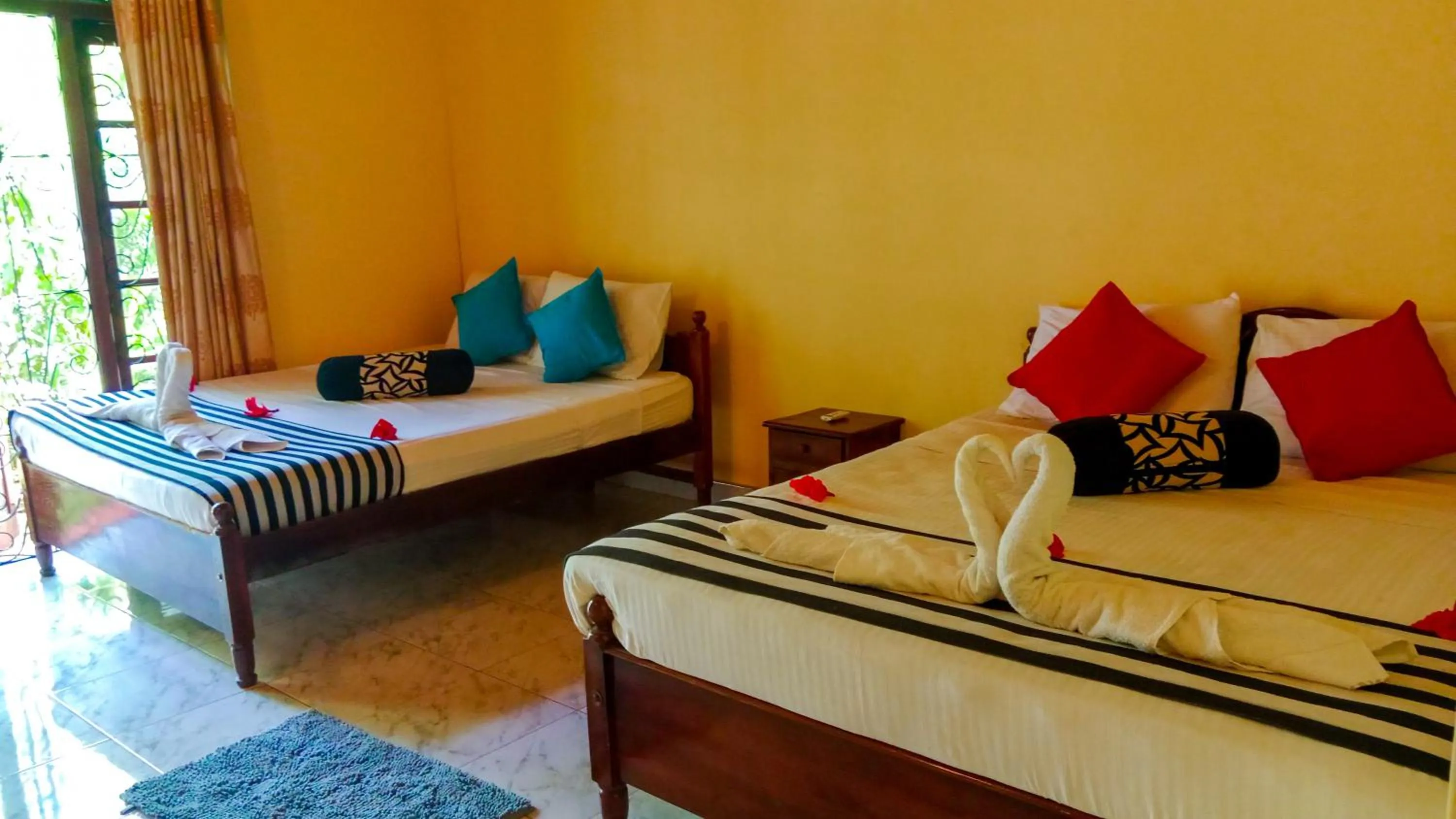 Bed in Sigiri Thilanka Rest Sigiriya