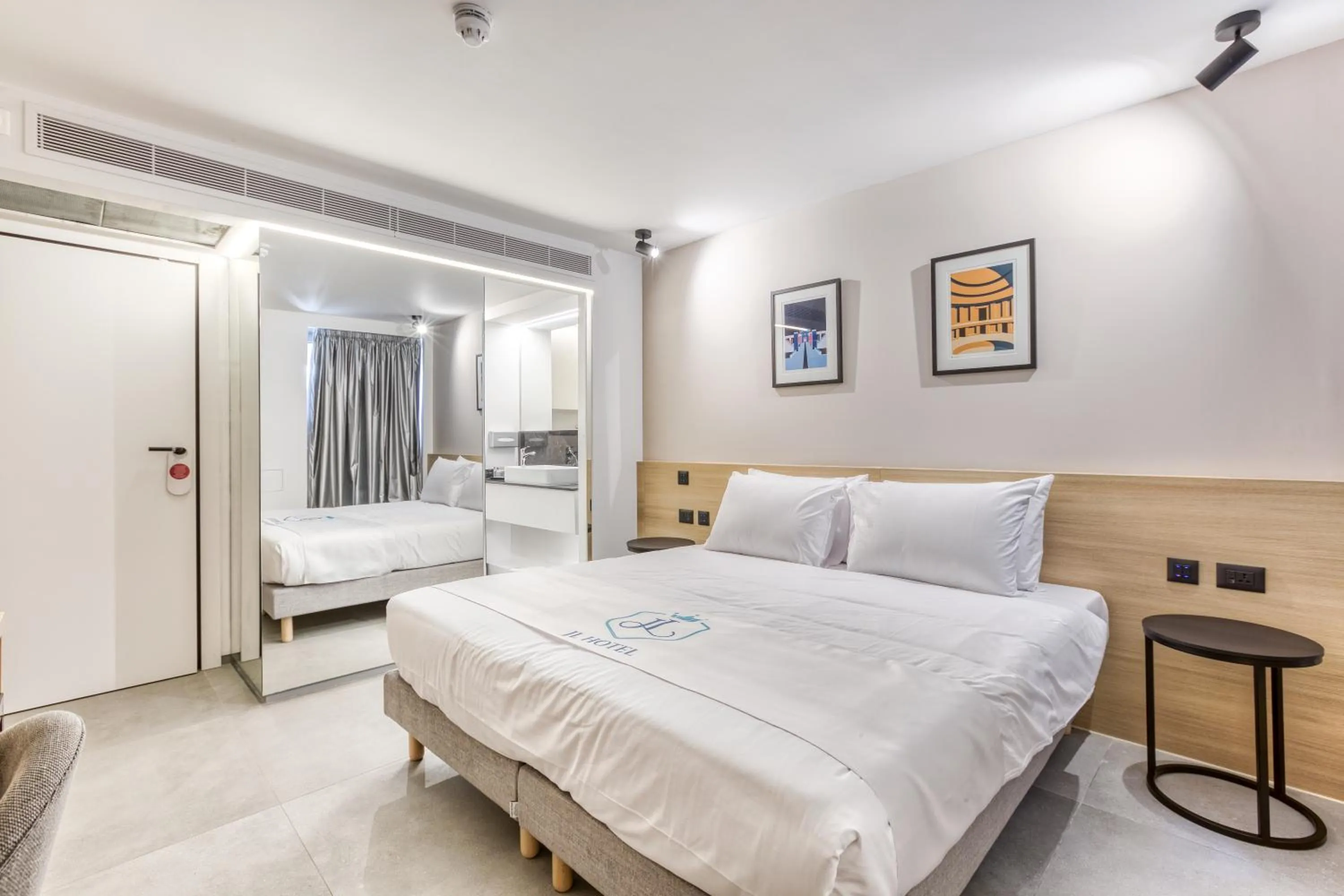 Bedroom, Bed in JL Hotel