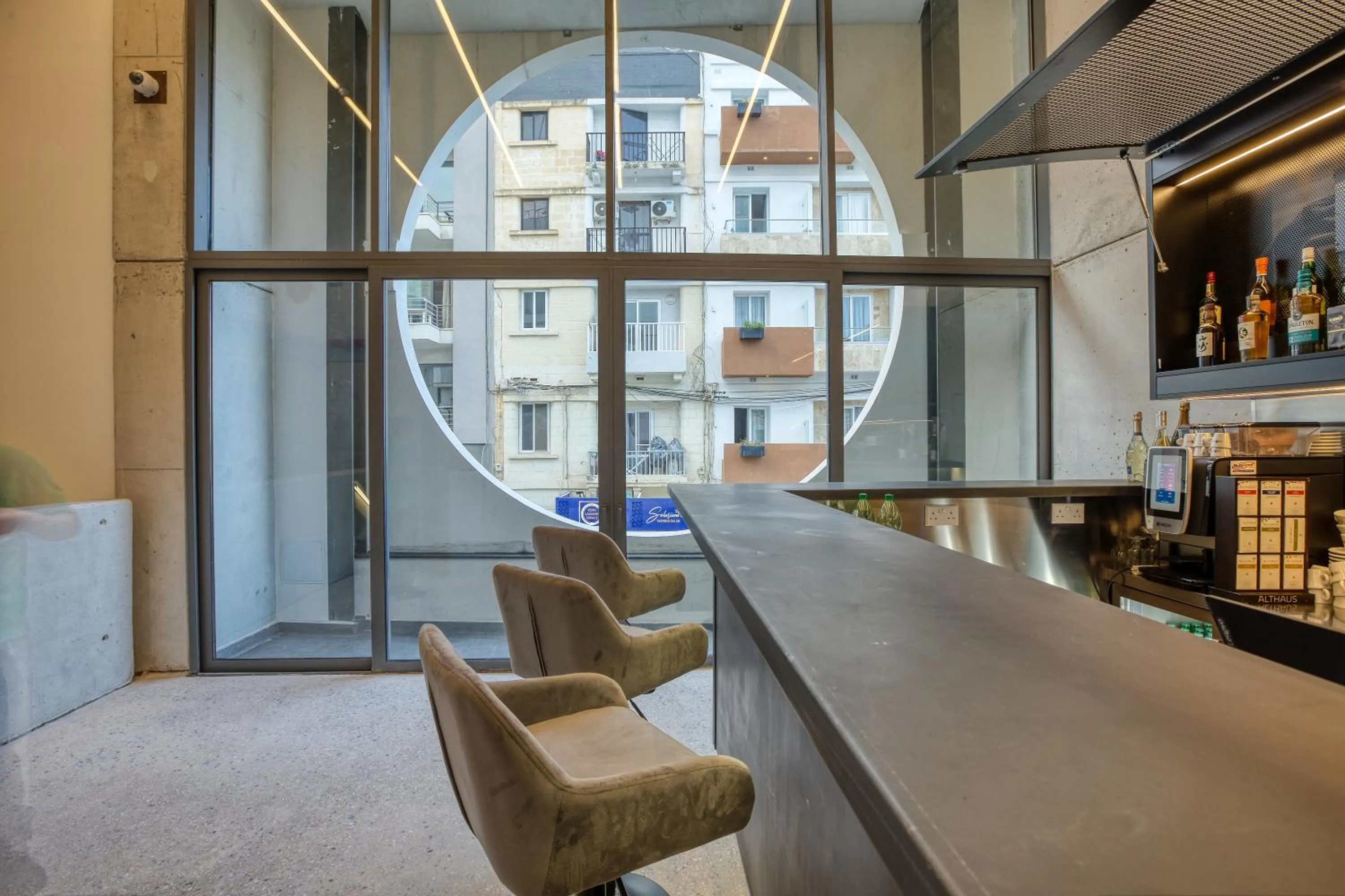 Lounge or bar in JL Hotel