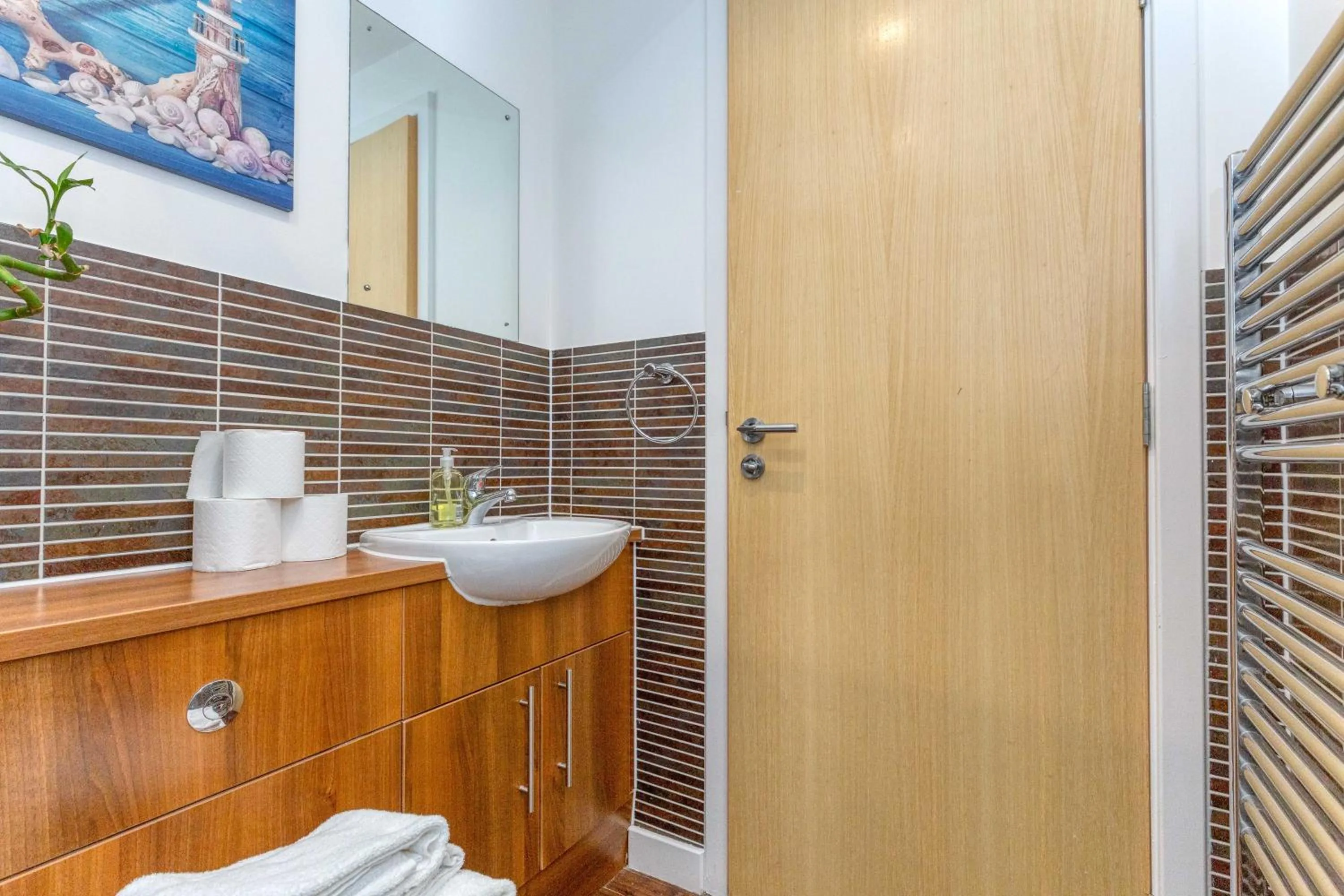 Bathroom in SECC Hydro Executive 7 Apartment