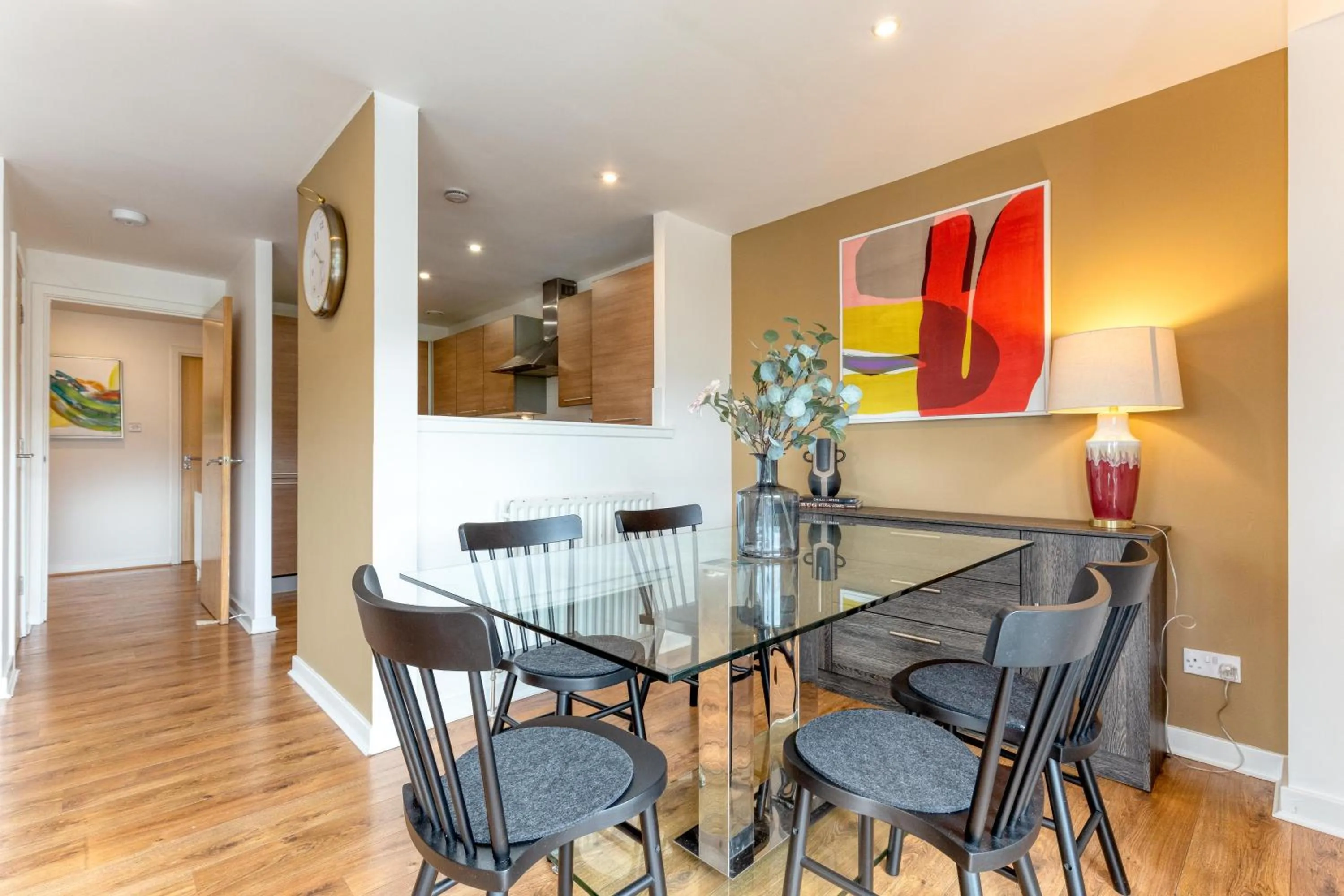 Dining Area in SECC Hydro Executive 7 Apartment