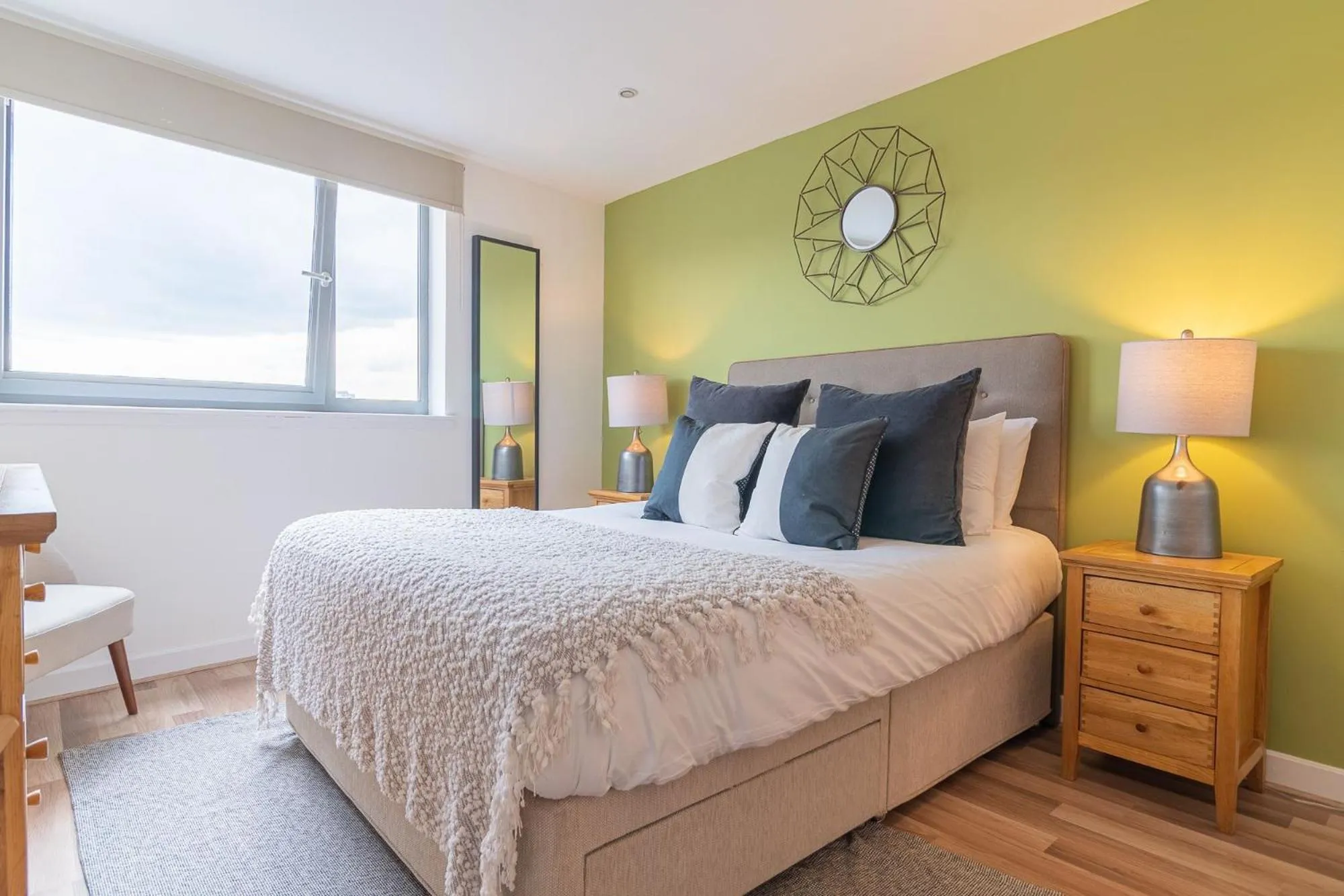 Bed in SECC Hydro Executive 7 Apartment