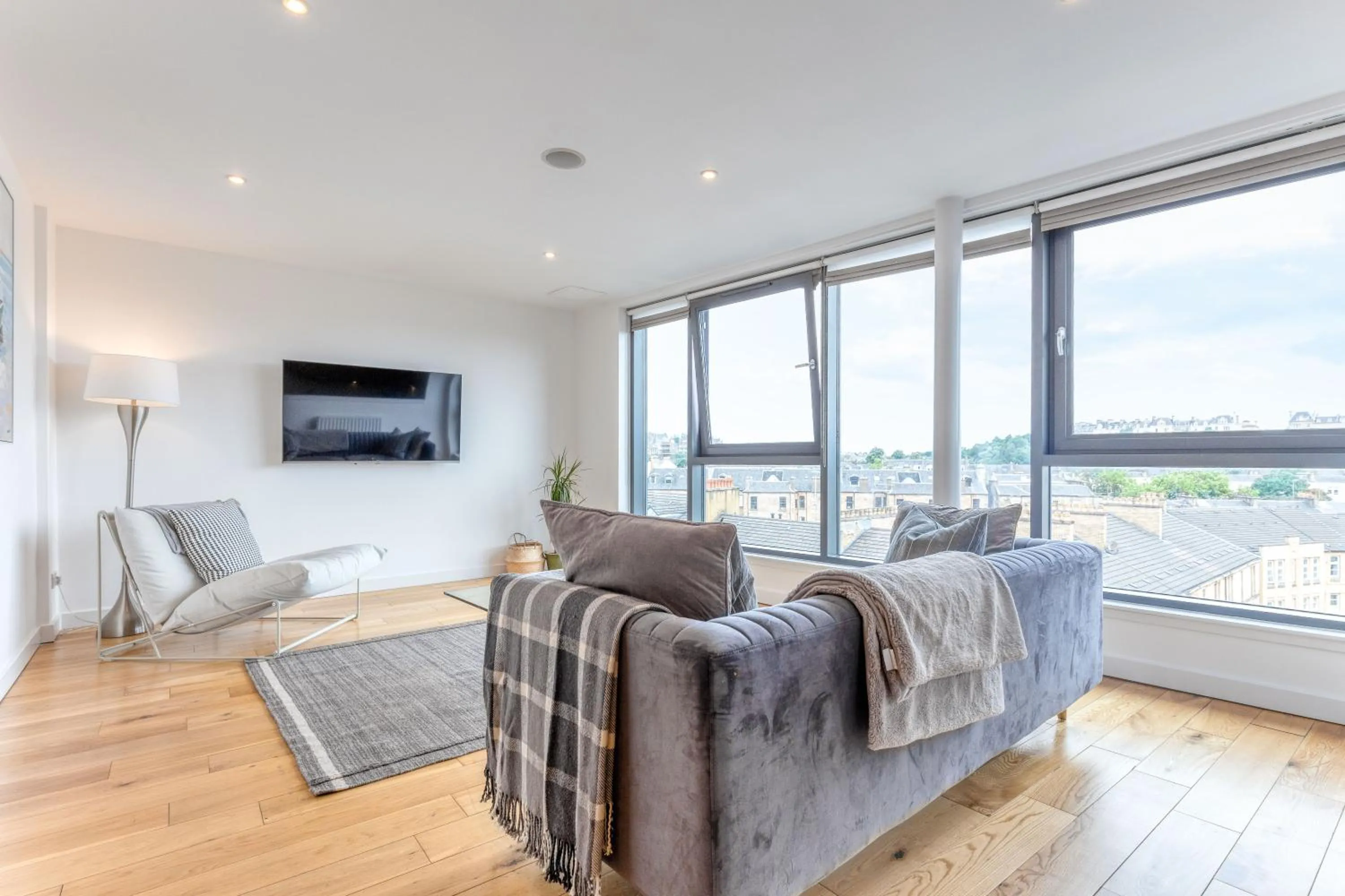 Seating Area in SECC Hydro Executive 7 Apartment