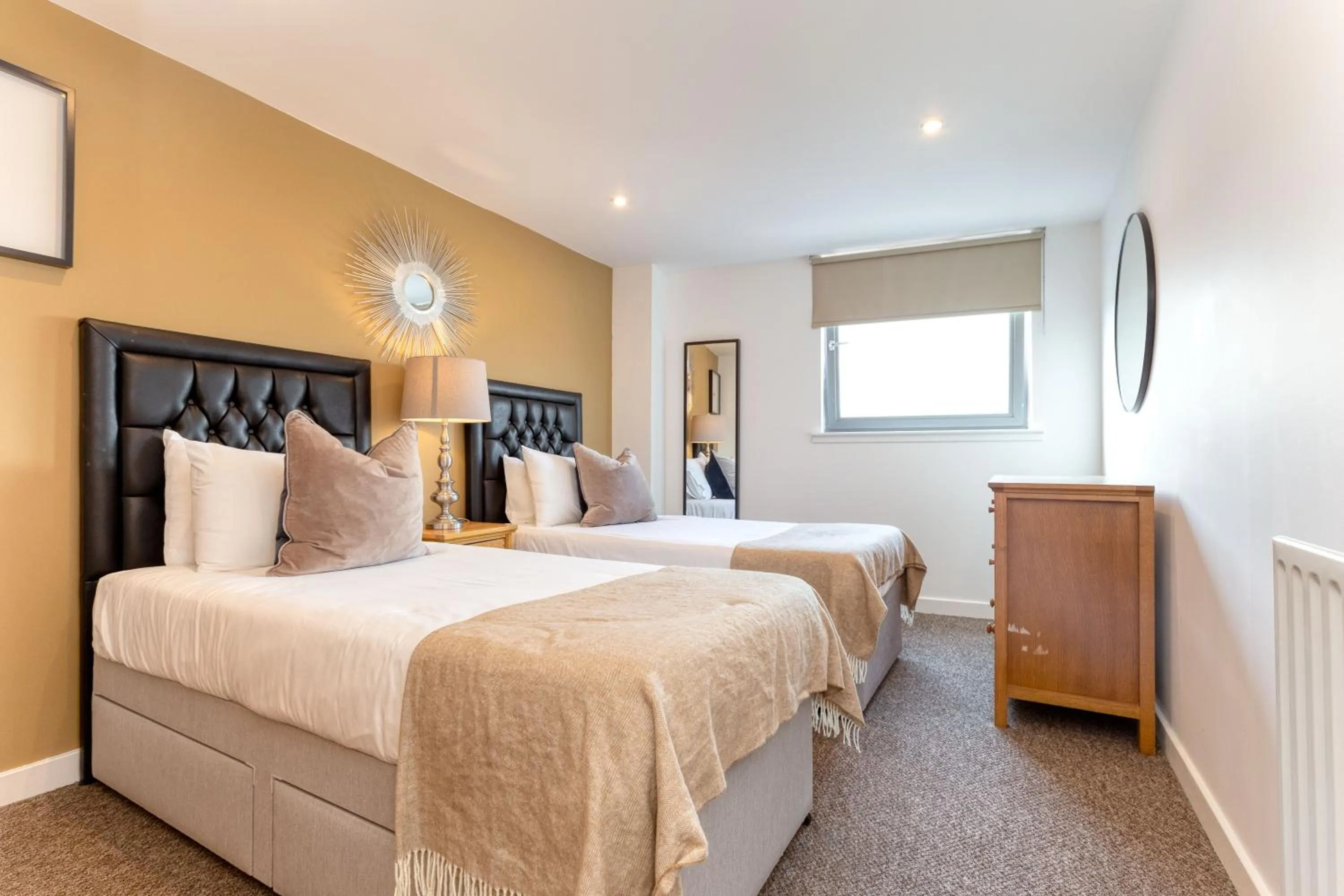 Bed in SECC Hydro Executive 7 Apartment