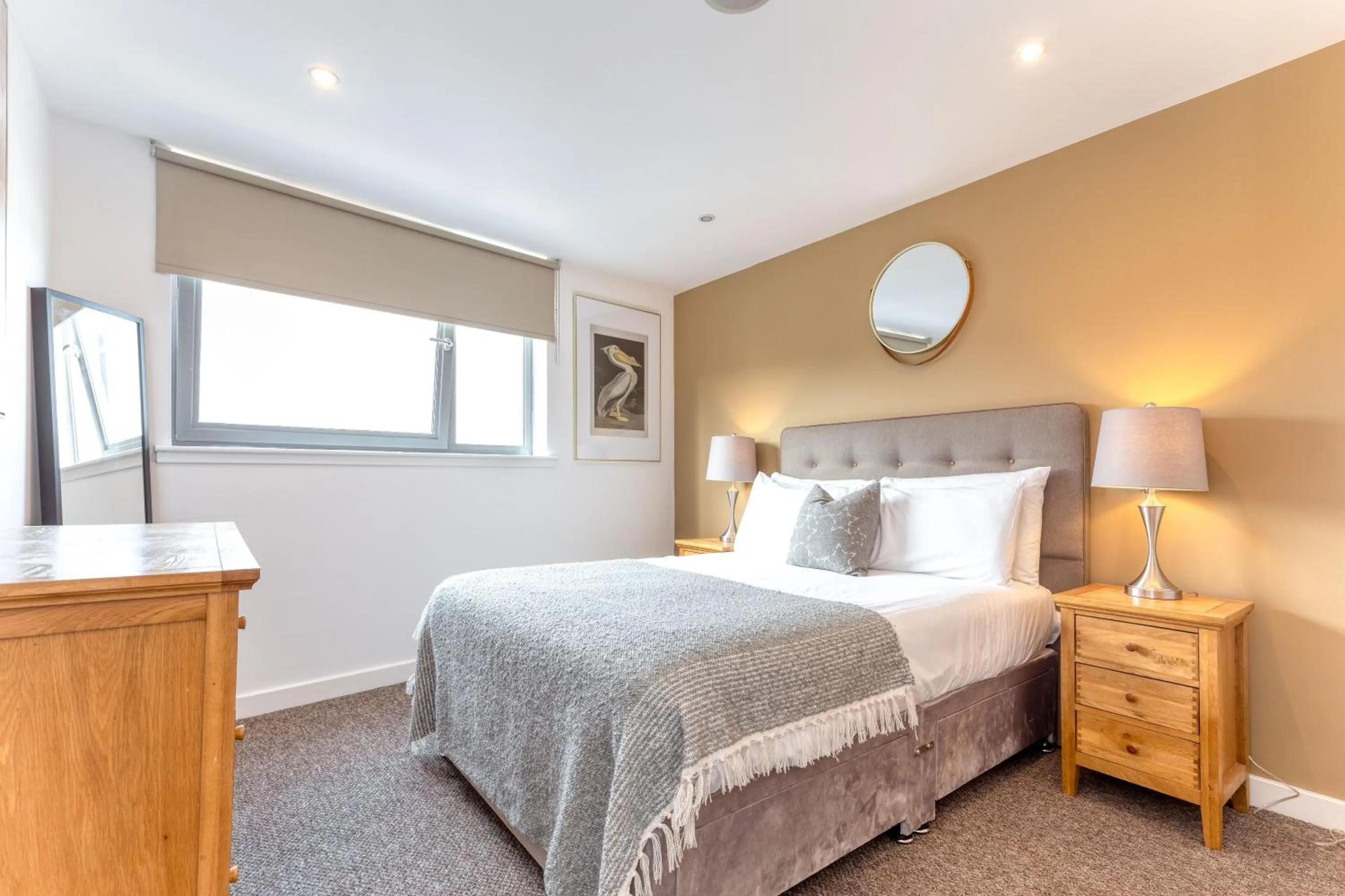 Bed in SECC Hydro Executive 7 Apartment