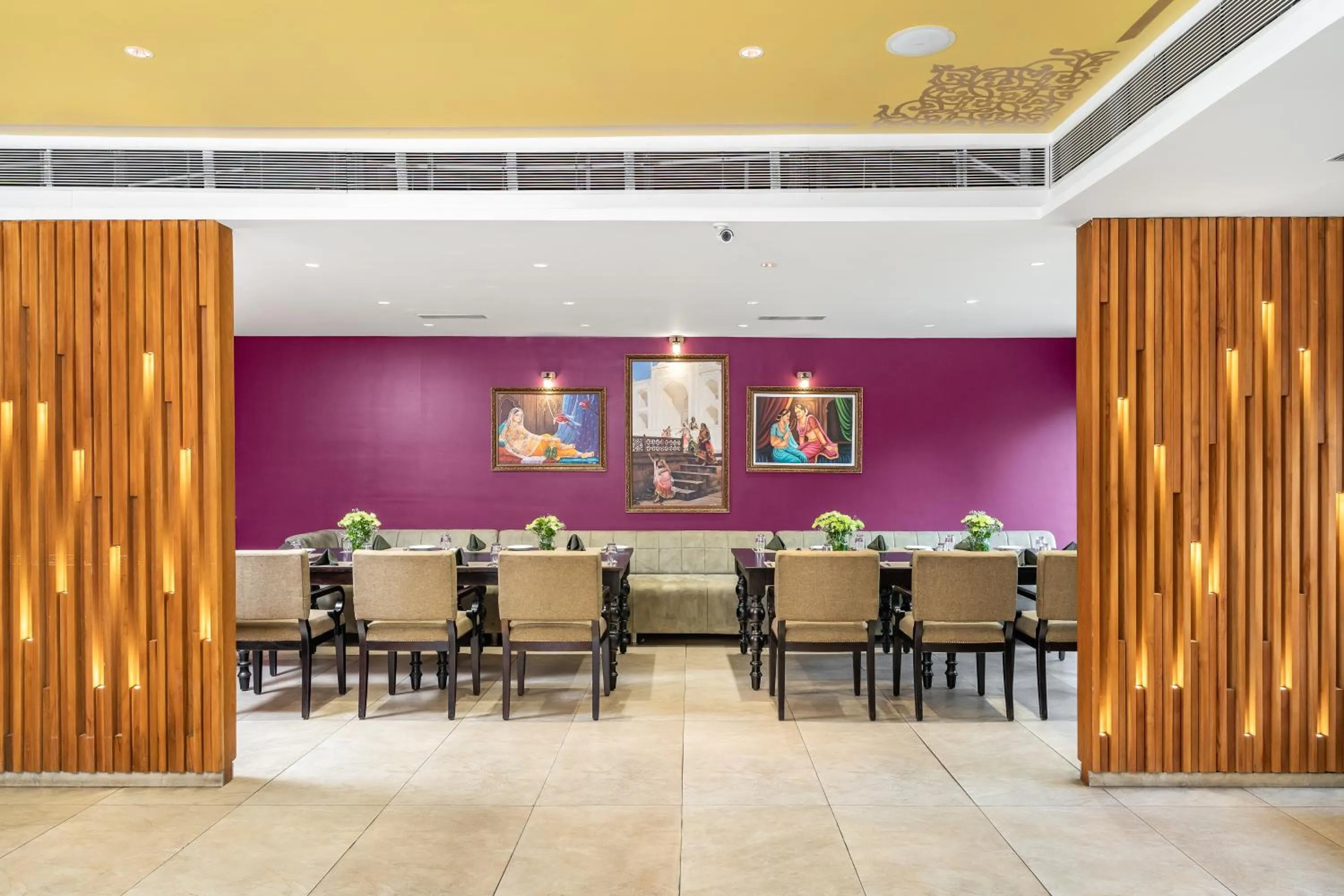 Restaurant/places to eat in Holiday Resort & Spa A Unit of S Poddar Group