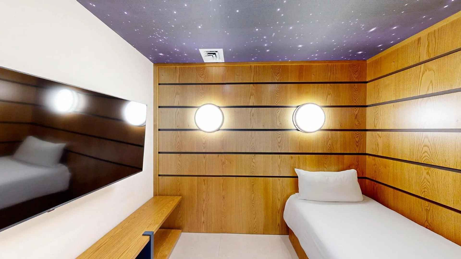 Bedroom, Bed in AVA Resort Cancun - All Inclusive