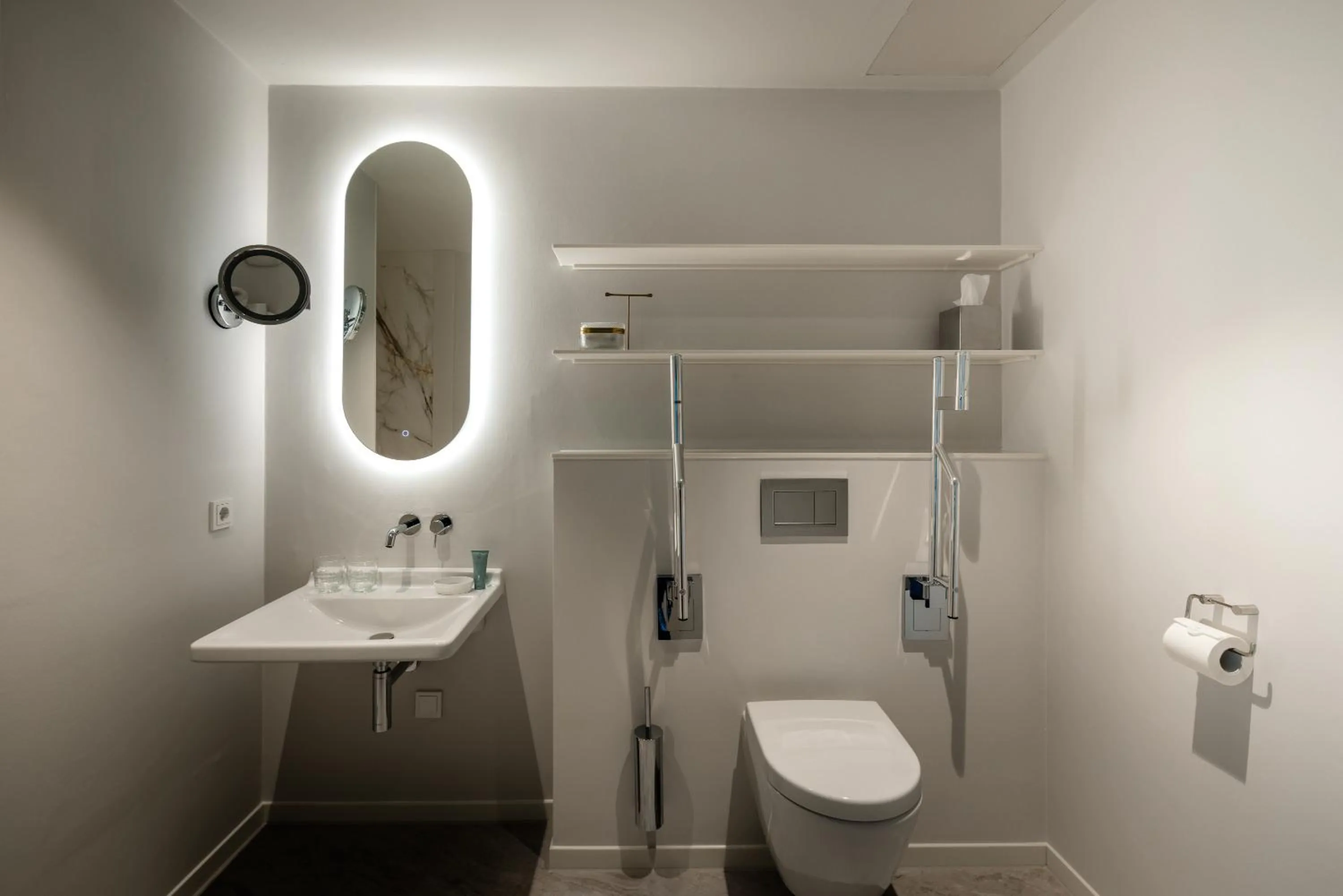 Facility for disabled guests in Pillows Luxury Boutique Hotel aan de IJssel