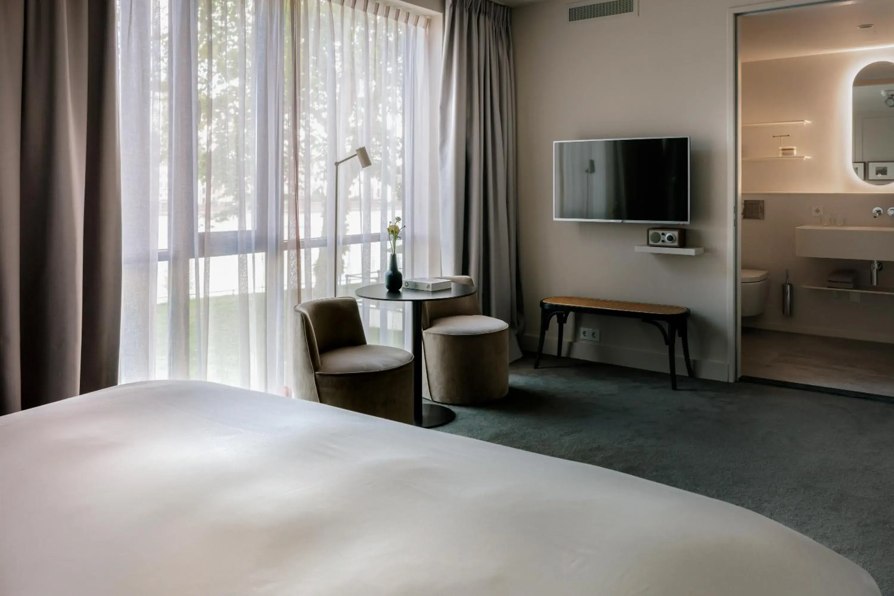 Superior King Room - single occupancy in Pillows Luxury Boutique Hotel aan de IJssel Superior King Room - single occupancy in Pillows Luxury Boutique Hotel aan de IJssel