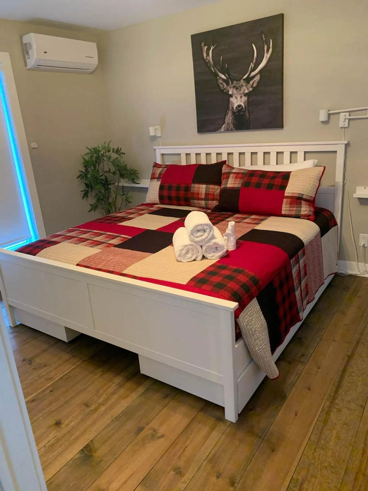 Bedroom, Bed in Les Chalets Sauvignon