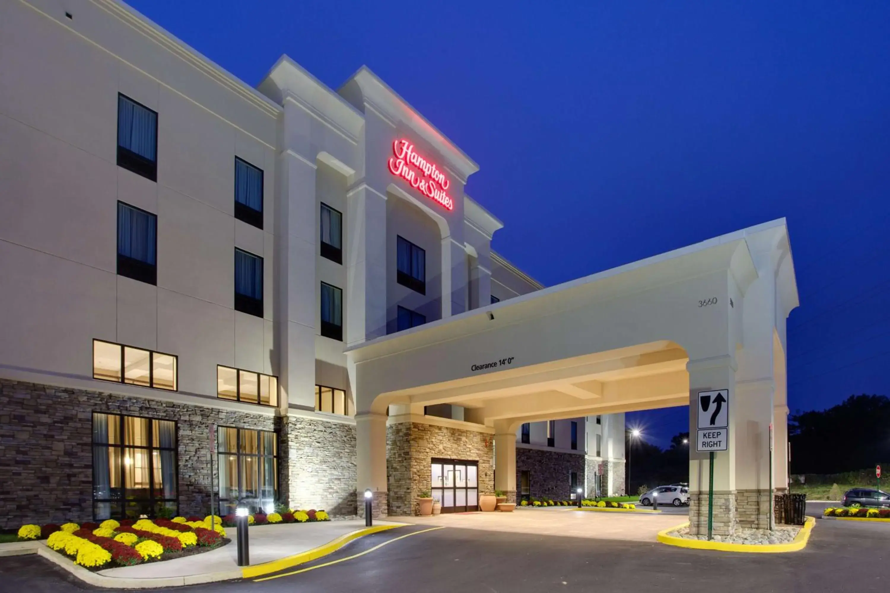 Property building in Hampton Inn & Suites Philadelphia/Bensalem Property building in Hampton Inn & Suites Philadelphia/Bensalem
