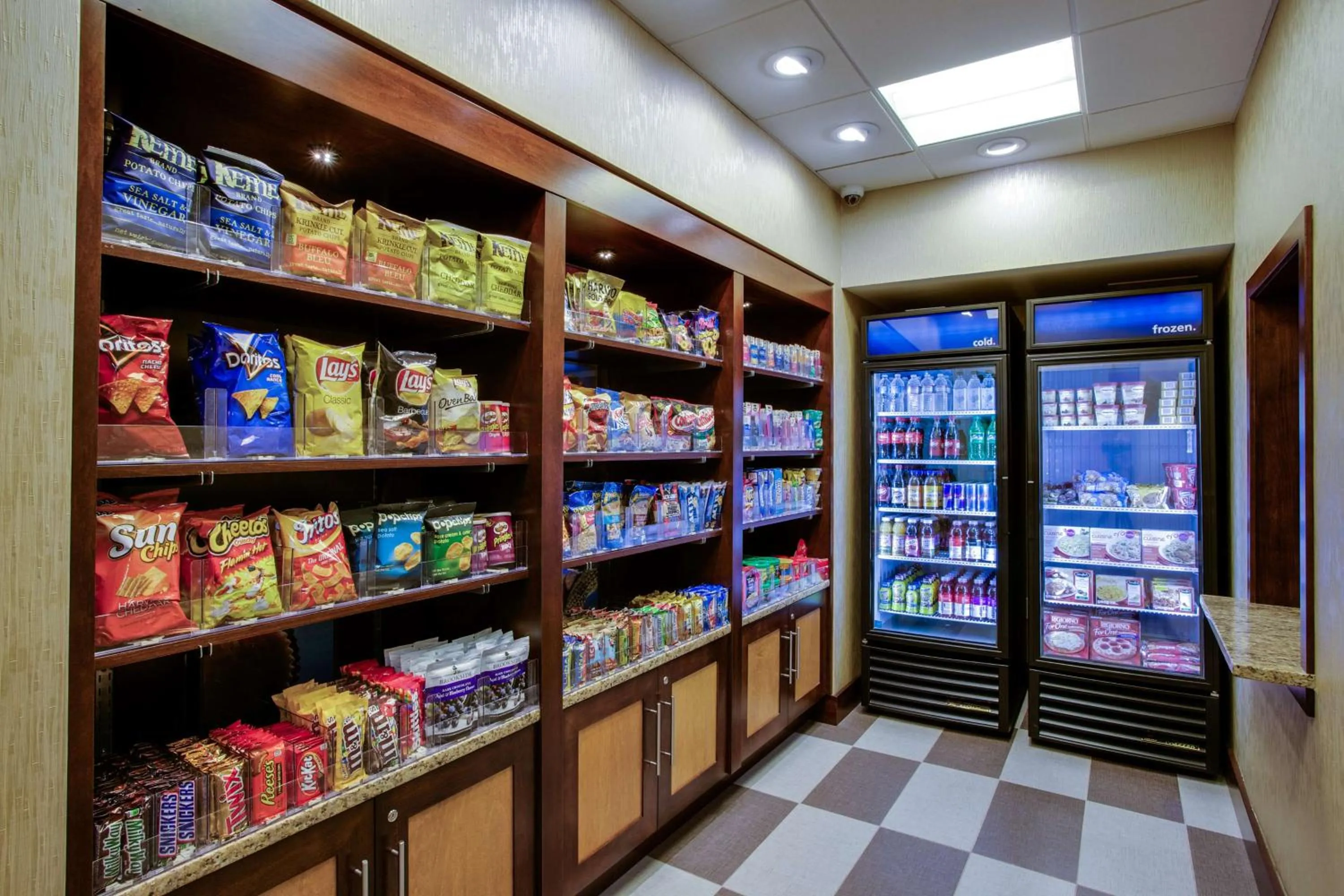 Restaurant/places to eat in Hampton Inn & Suites Philadelphia/Bensalem