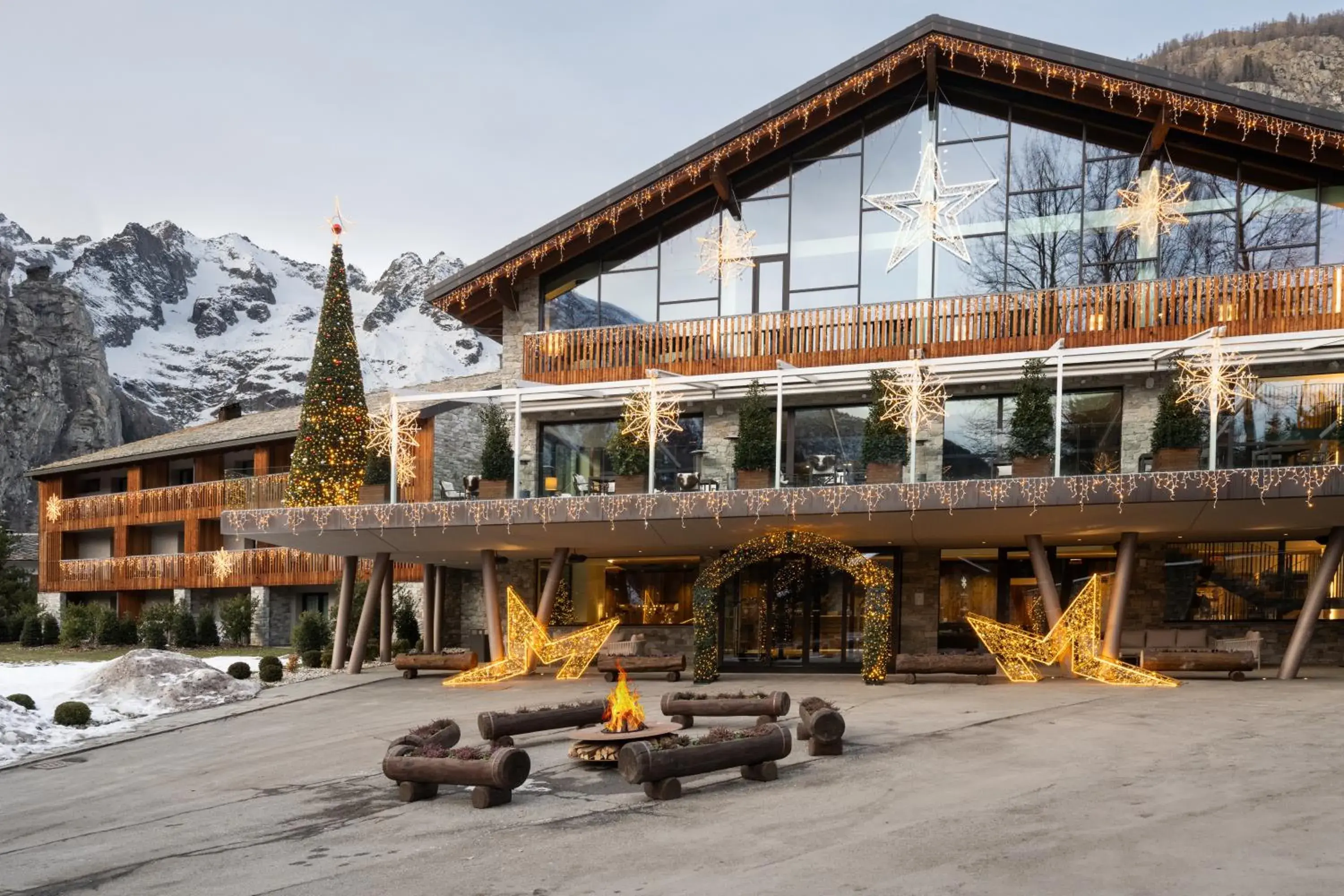 Property building in Grand Hotel Courmayeur Mont Blanc, by R Collection Hotels Property building in Grand Hotel Courmayeur Mont Blanc, by R Collection Hotels