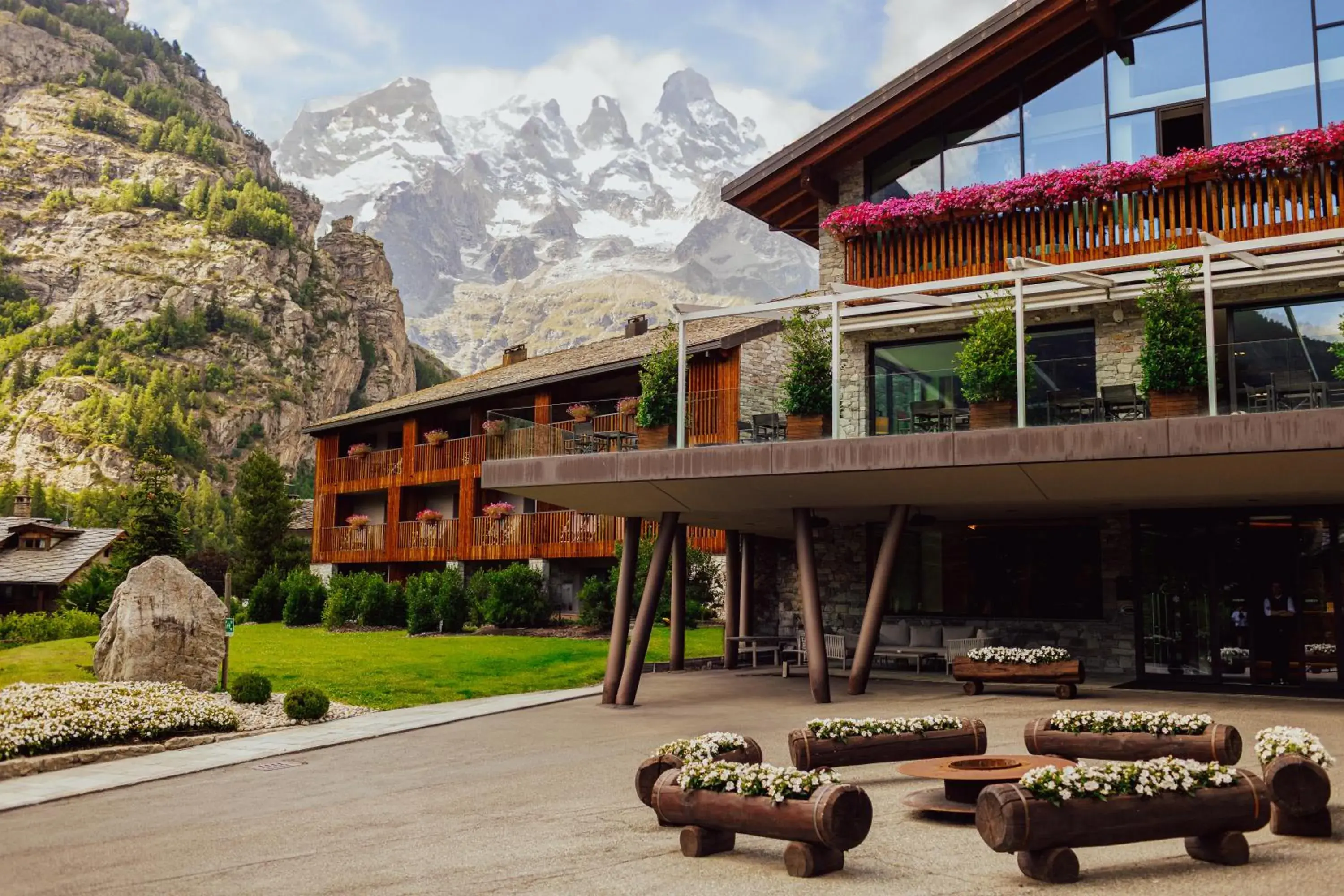 Grand Hotel Courmayeur Mont Blanc, by R Collection Hotels Grand Hotel Courmayeur Mont Blanc, by R Collection Hotels