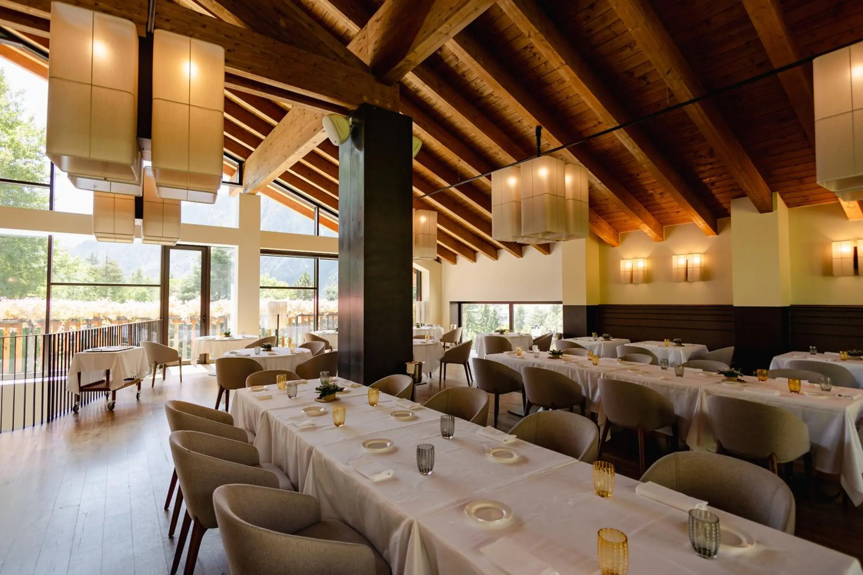 Restaurant/places to eat in Grand Hotel Courmayeur Mont Blanc, by R Collection Hotels Restaurant/places to eat in Grand Hotel Courmayeur Mont Blanc, by R Collection Hotels