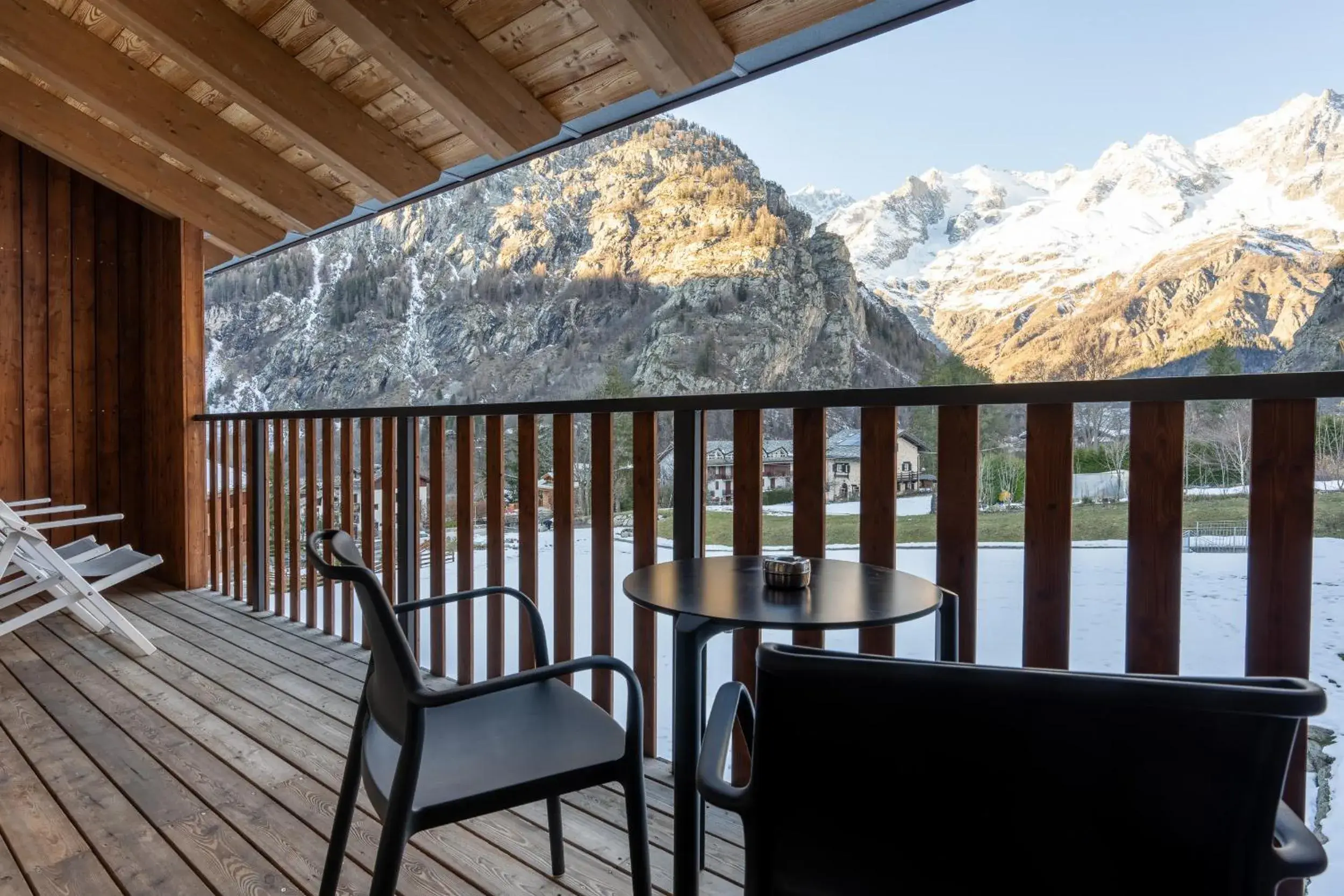 Mountain view in Grand Hotel Courmayeur Mont Blanc, by R Collection Hotels Mountain view in Grand Hotel Courmayeur Mont Blanc, by R Collection Hotels
