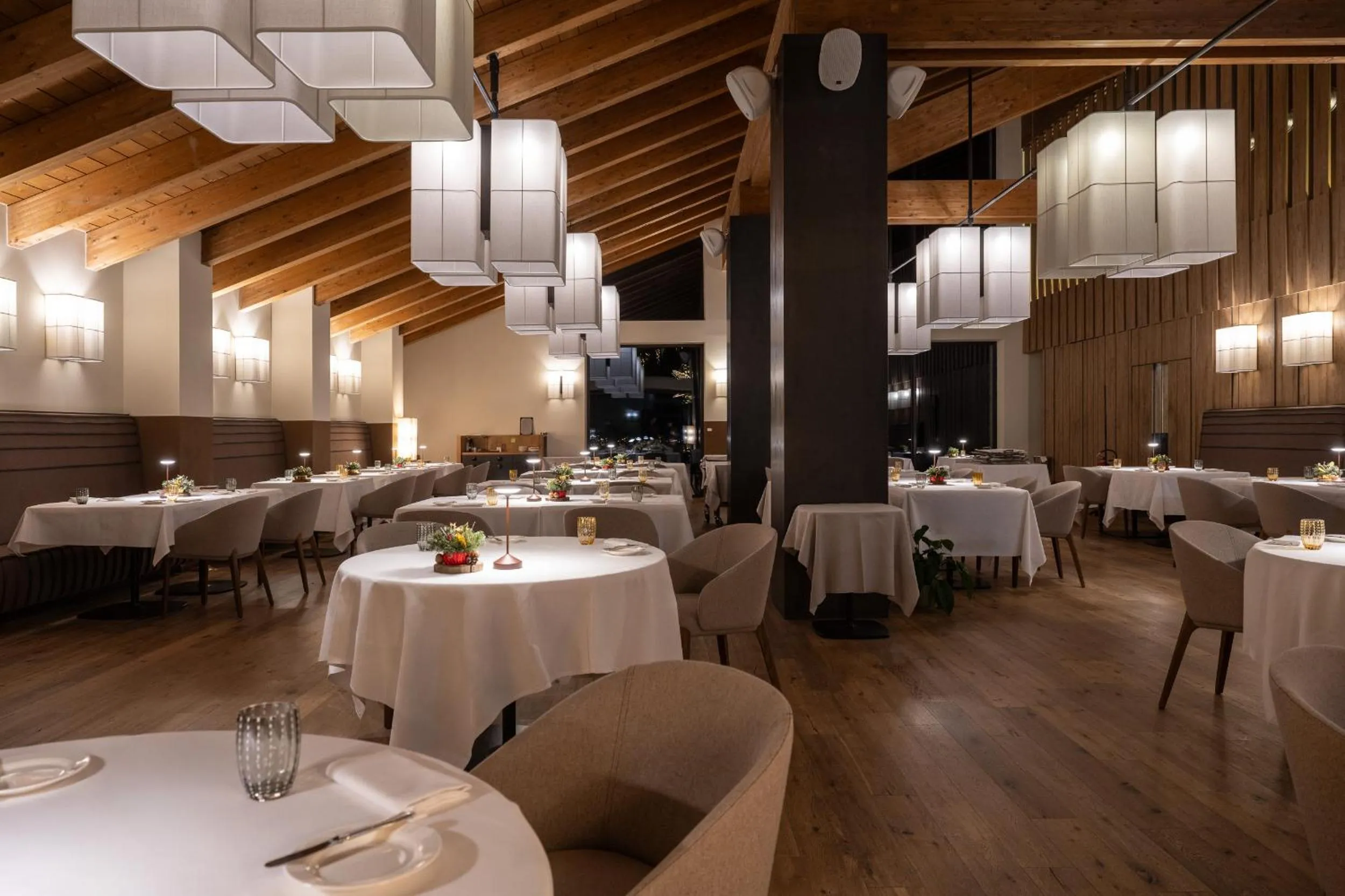 Restaurant/places to eat in Grand Hotel Courmayeur Mont Blanc, by R Collection Hotels