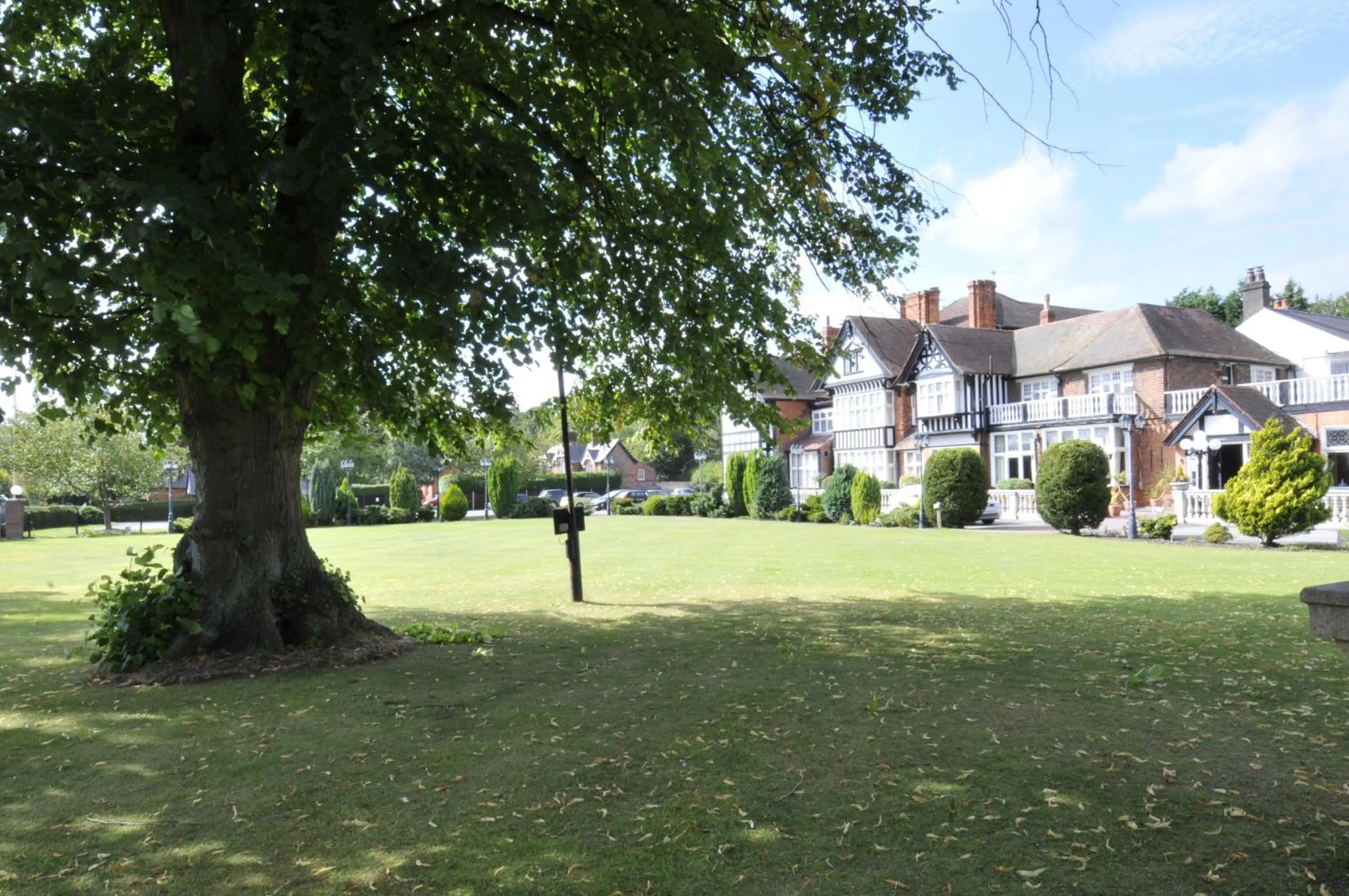 Property building in The Golf Hotel Woodhall Spa