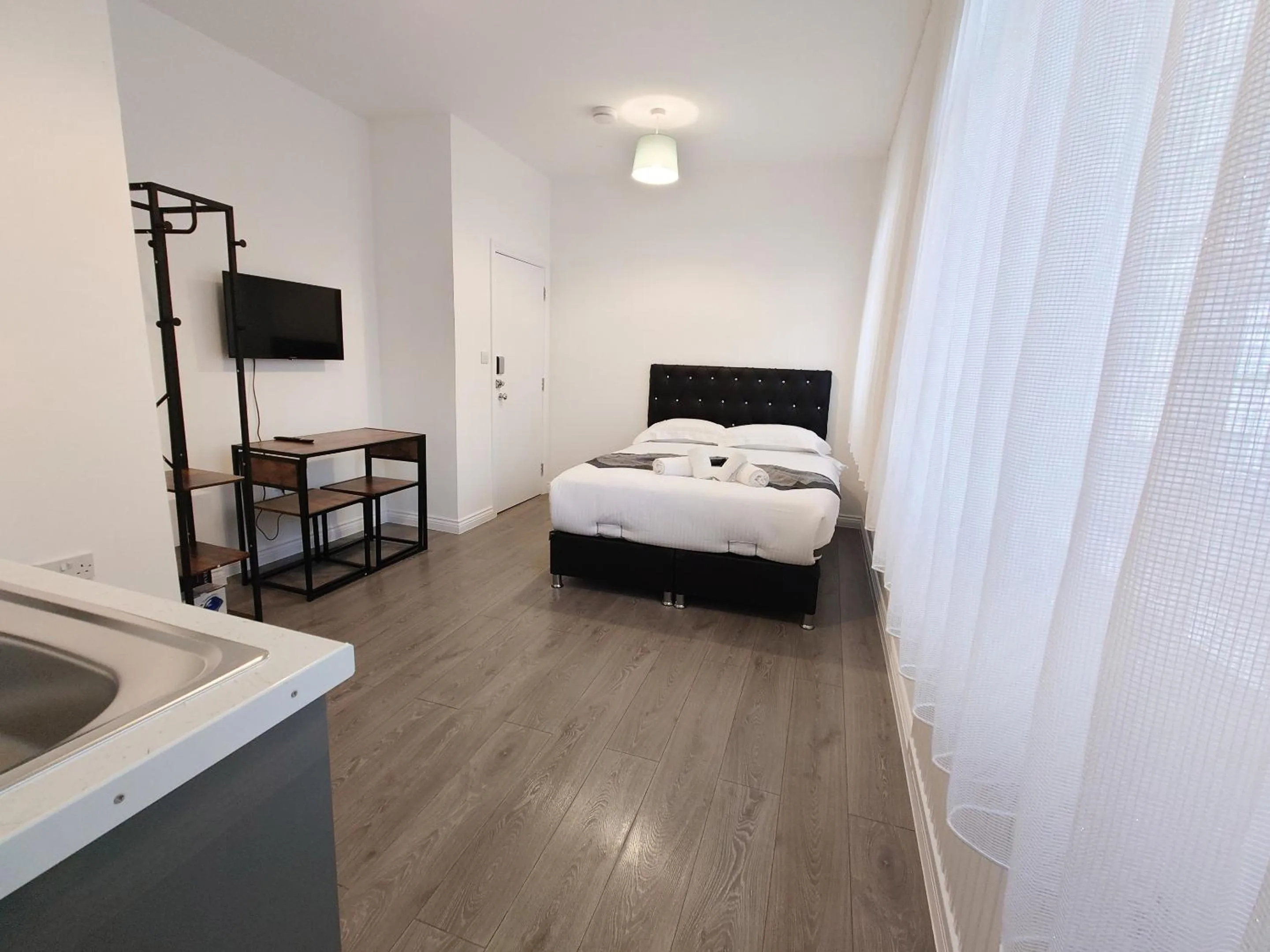 Bedroom, Bed in Centra Station