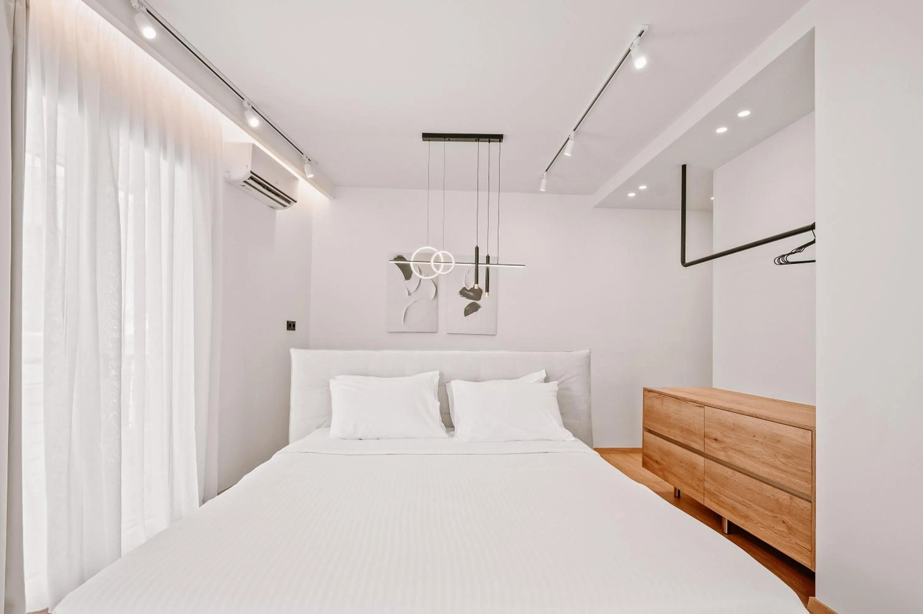 Bed in Plānis Str Urban Suites by Semavί