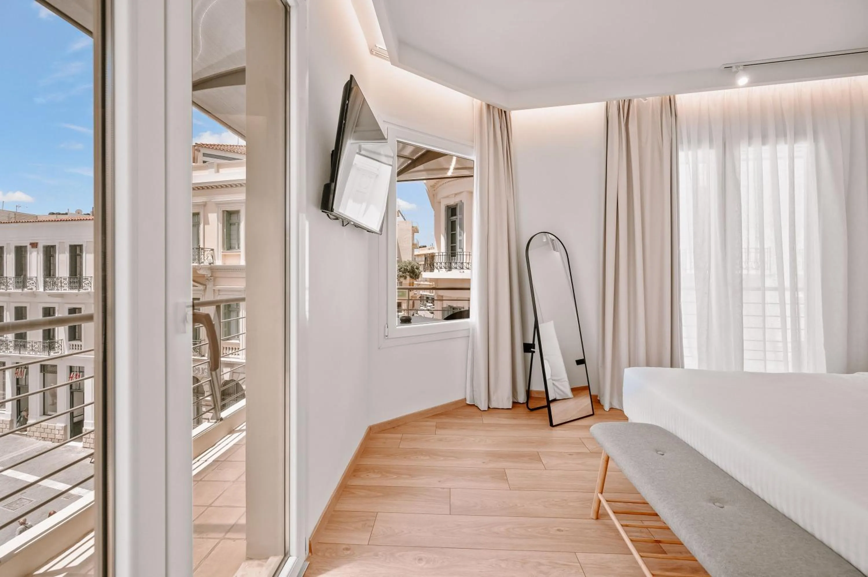 View (from property/room), Bed in Plānis Str Urban Suites by Semavί