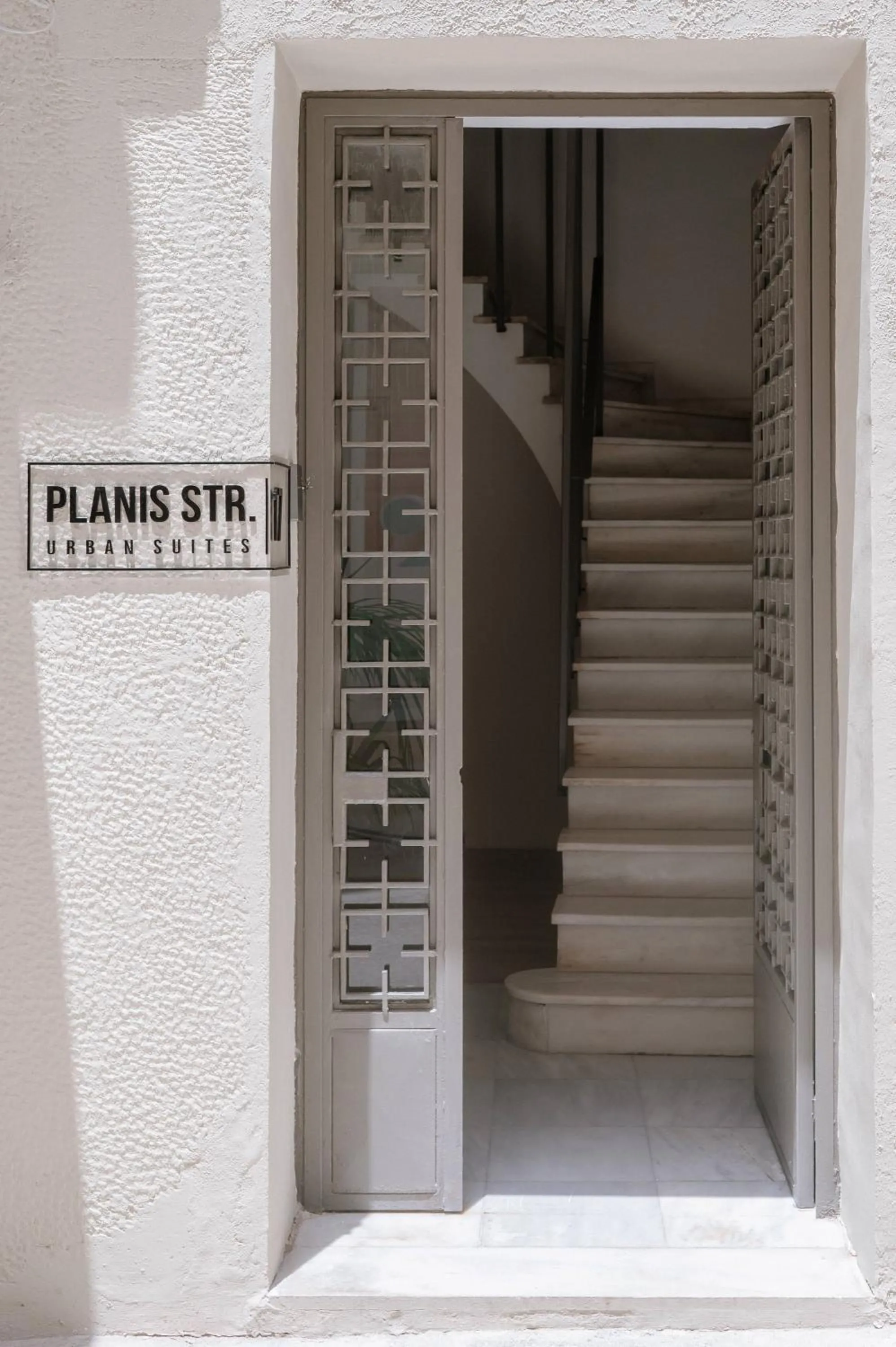 Facade/entrance in Plānis Str Urban Suites by Semavί